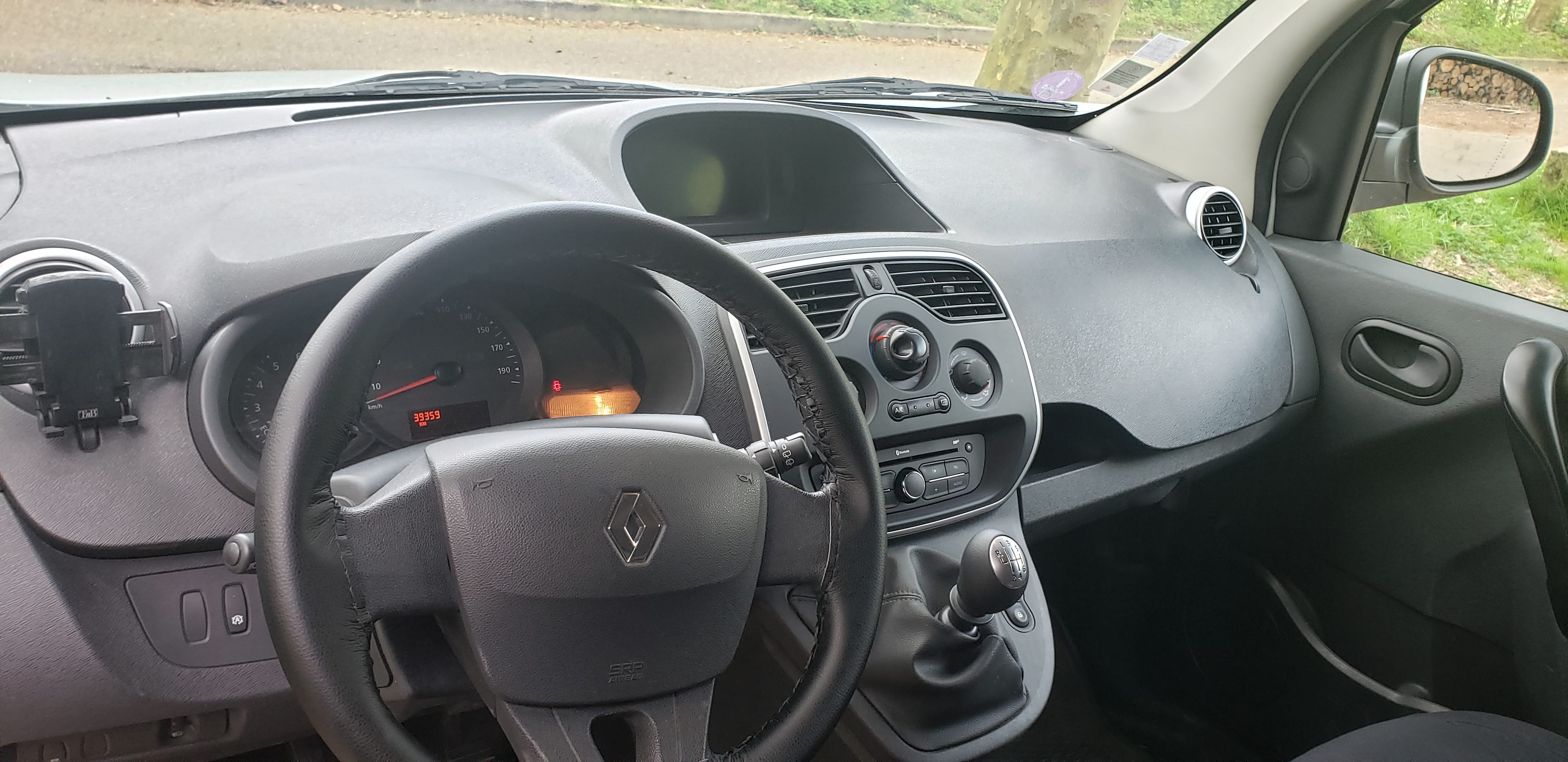 Renault Kangoo Fourgon avec GPS