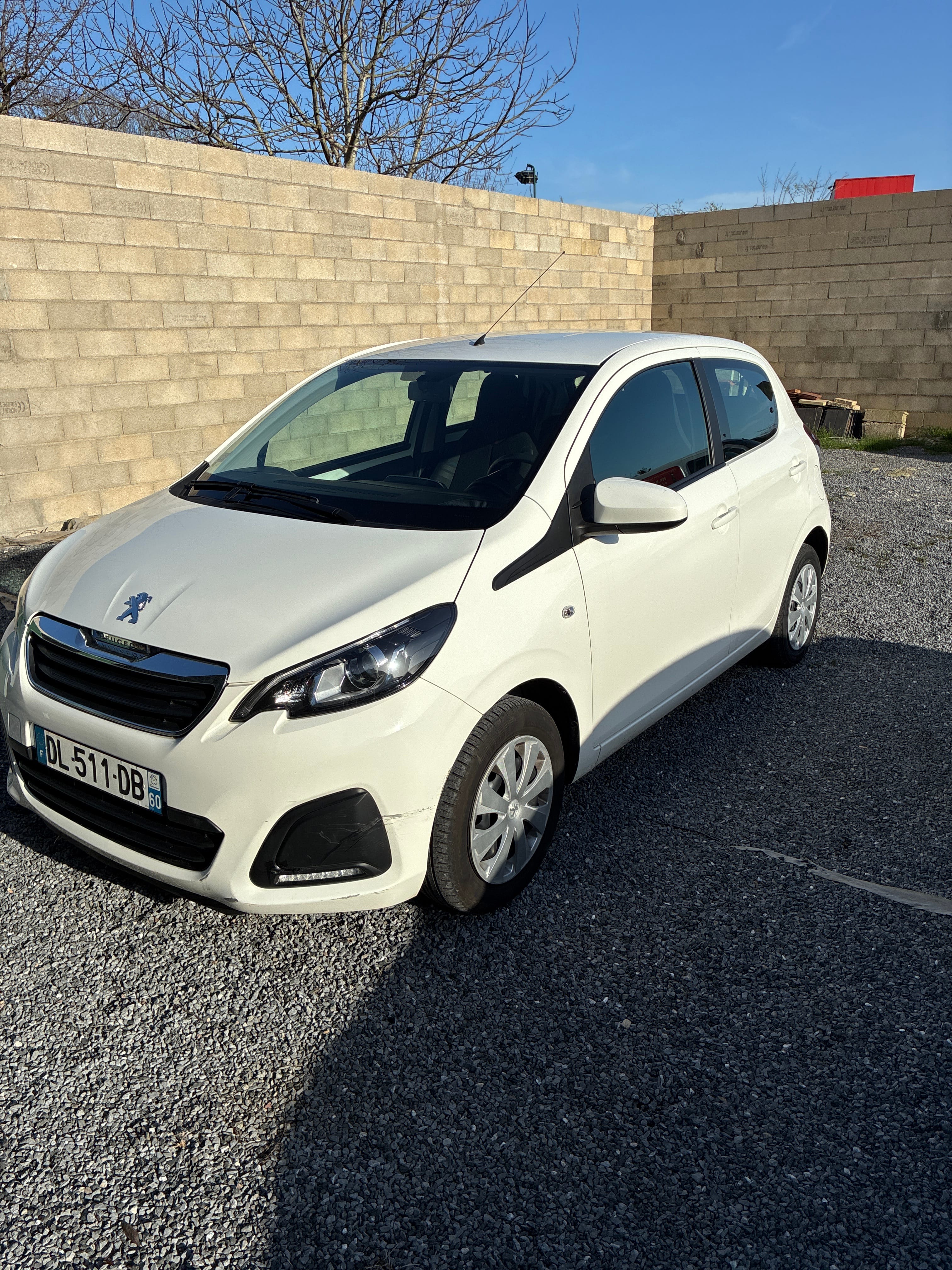 Peugeot 108, 2014, Essence 95