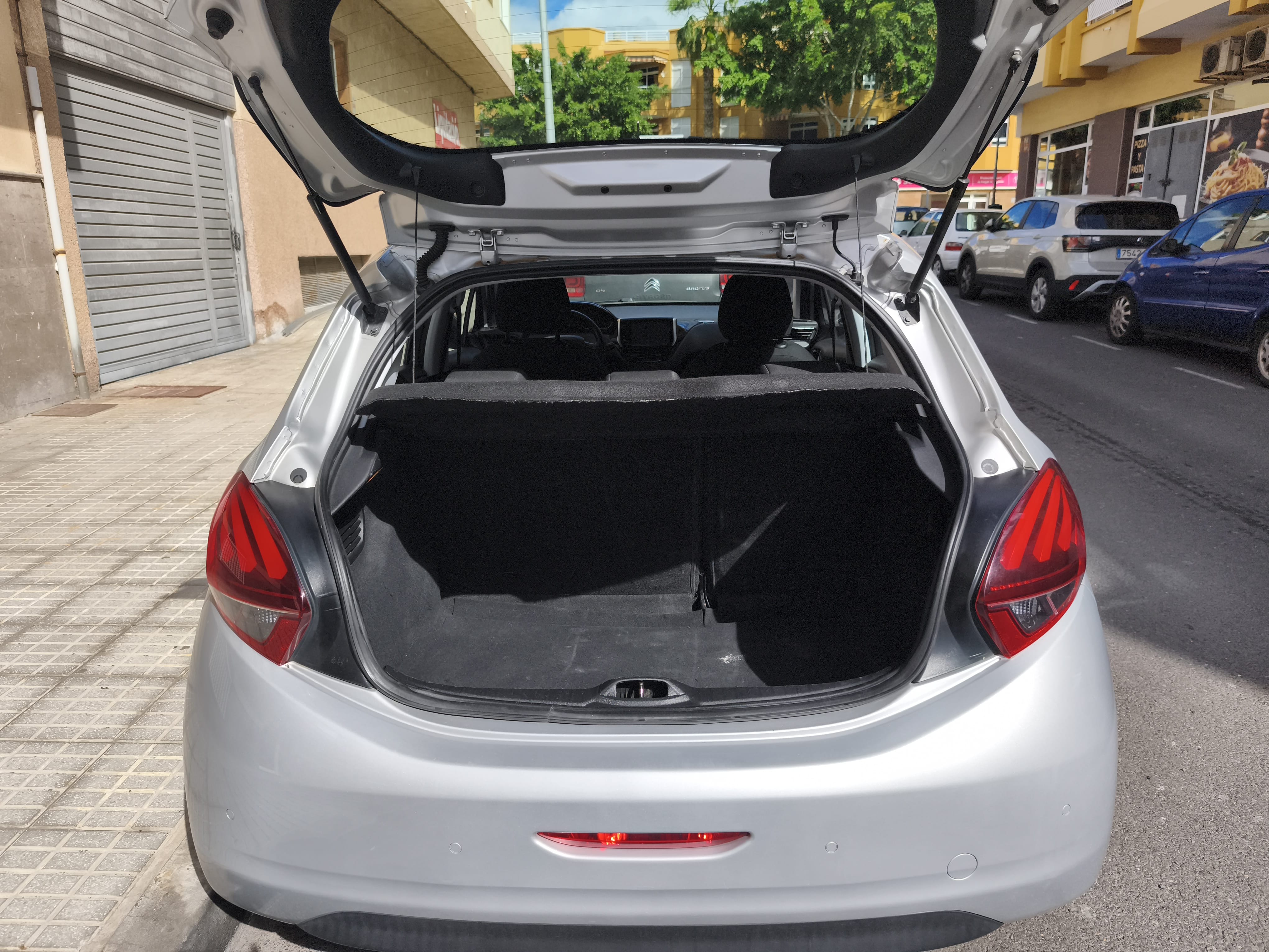 Peugeot 208 1.2 con Android Auto