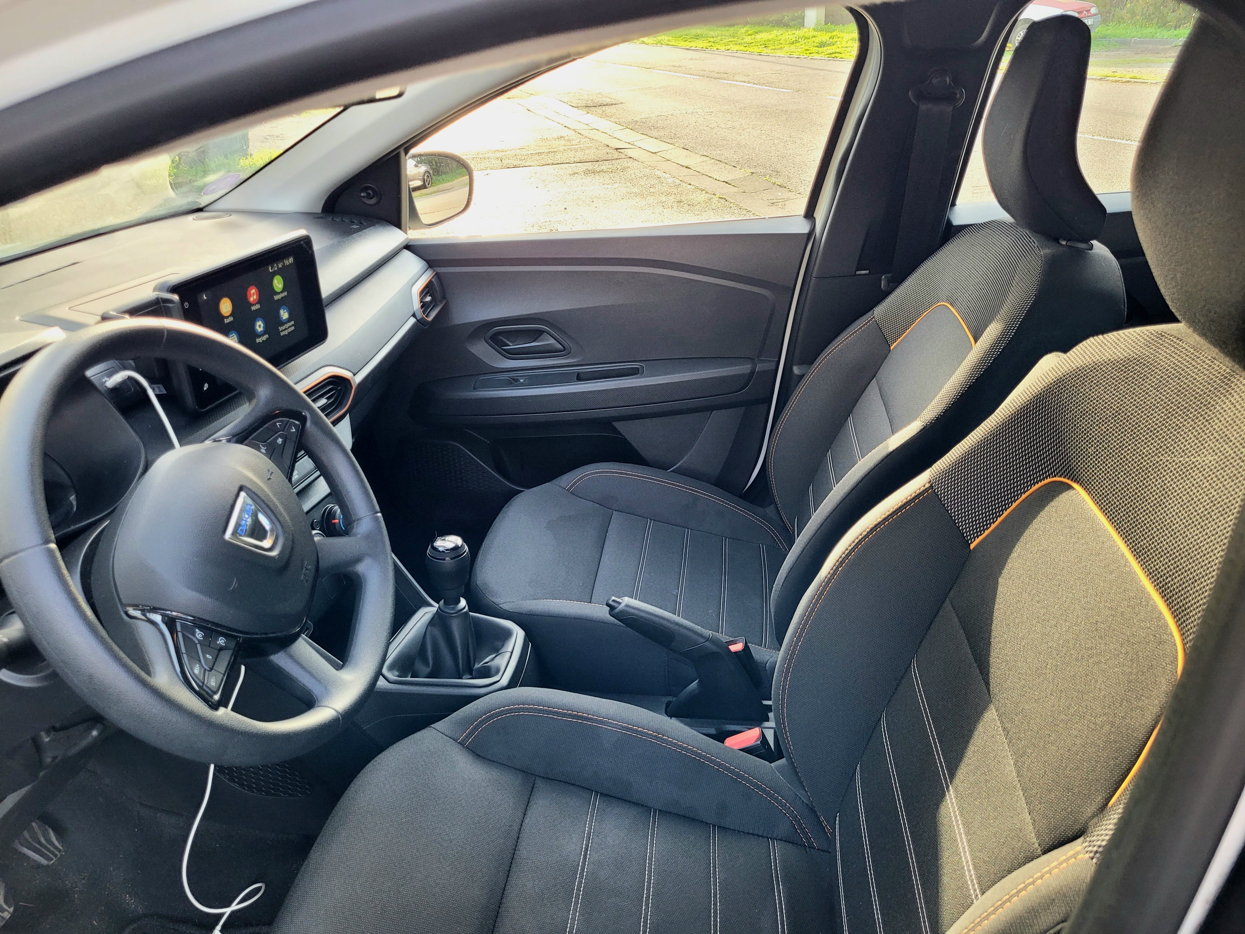 Dacia Sandero Stepway with Cruise control