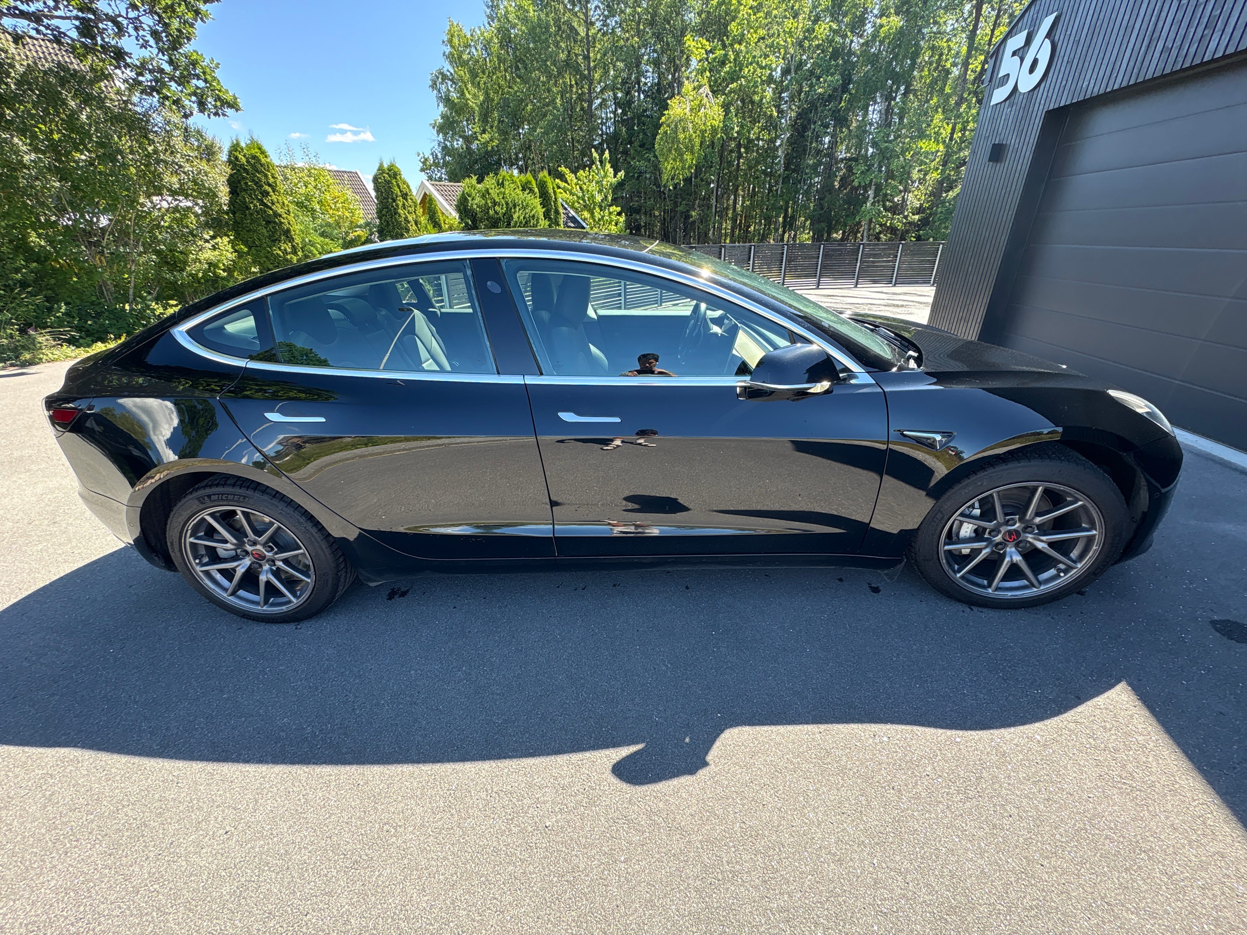 Tesla Model 3 Long Range med Aircondition