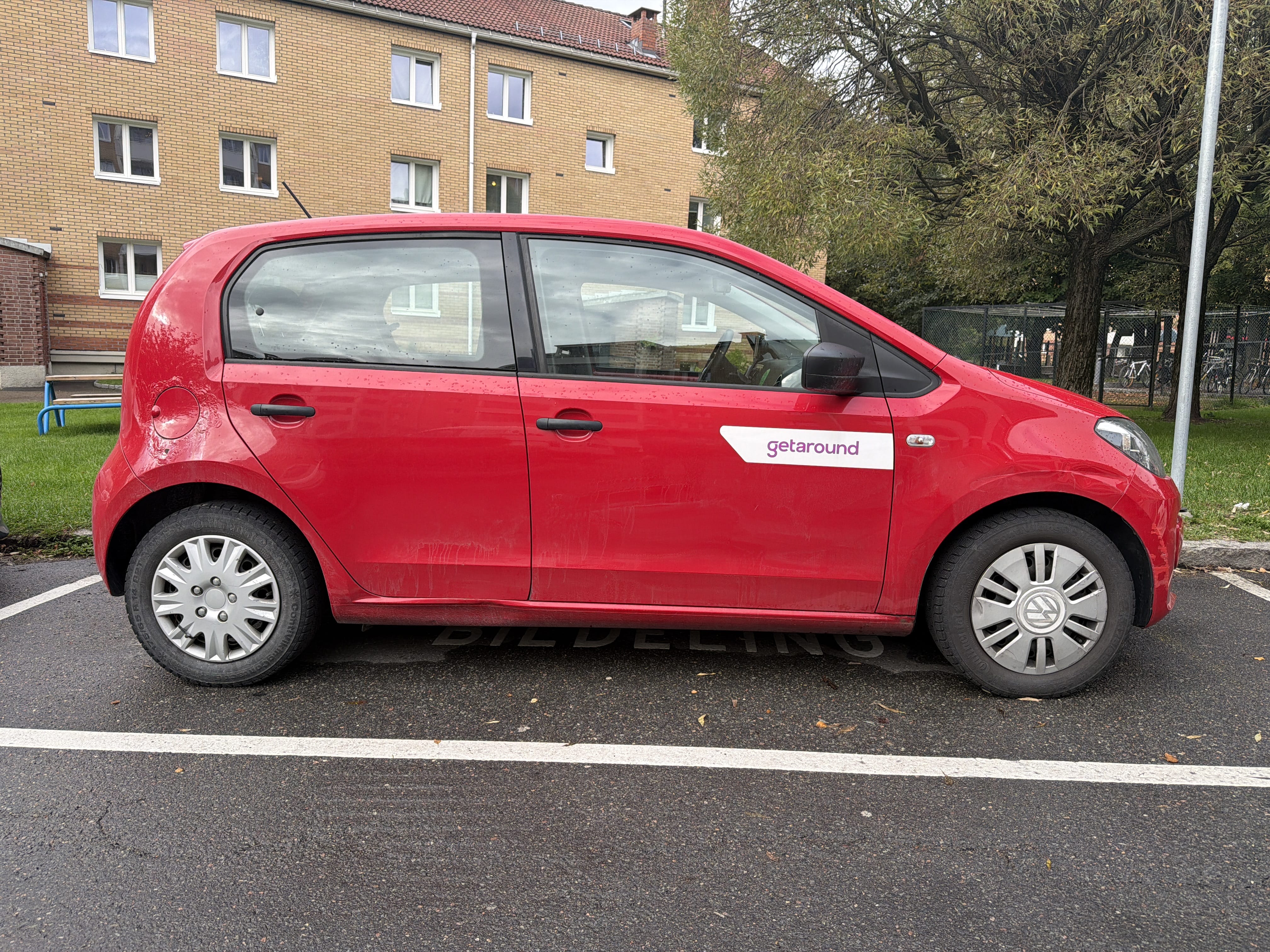 Volkswagen Up! with GPS