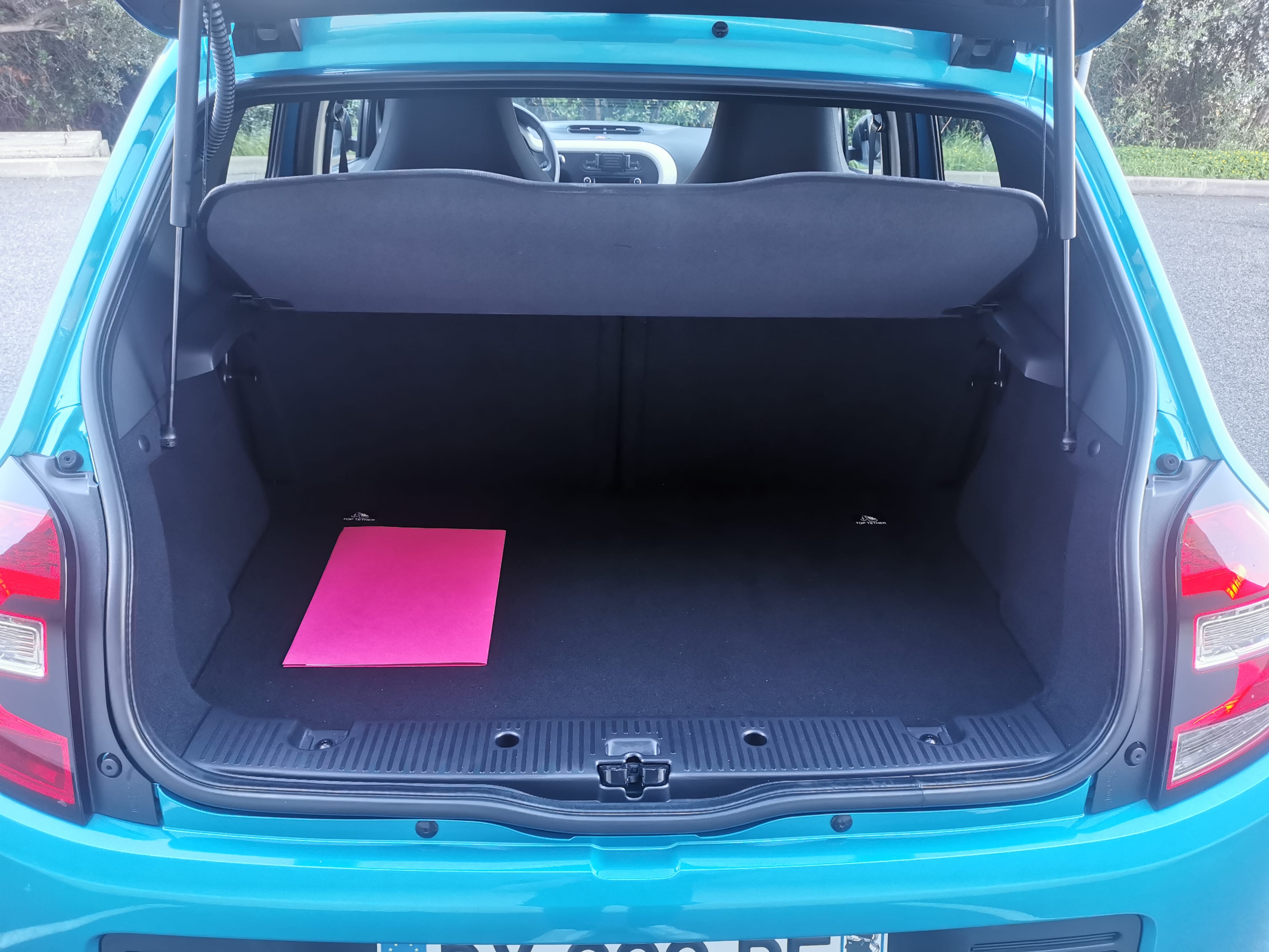 Renault Twingo III 0.9 tce 90 CV essence avec Audio Bluetooth