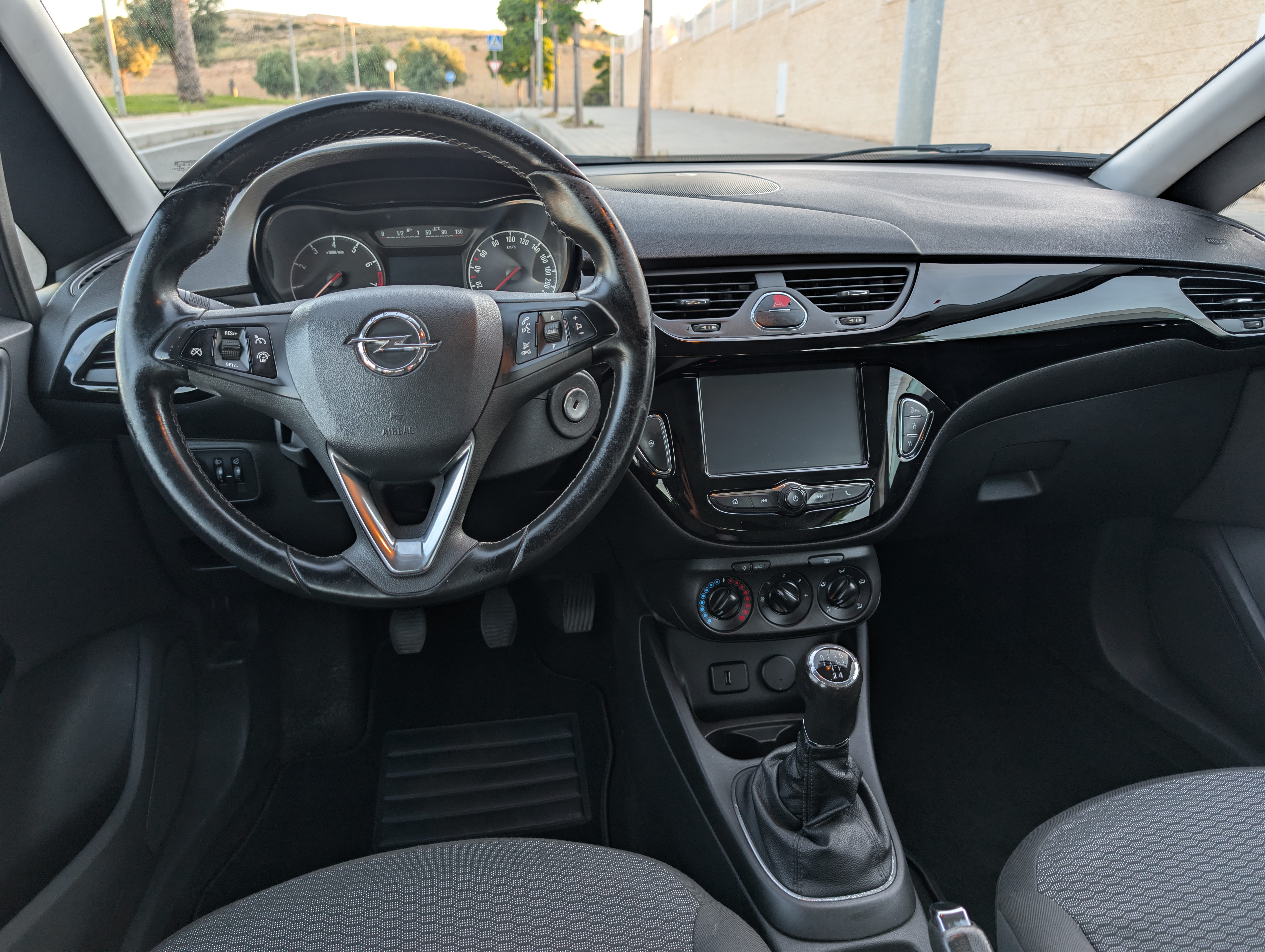 Opel Corsa-E met Cruise control