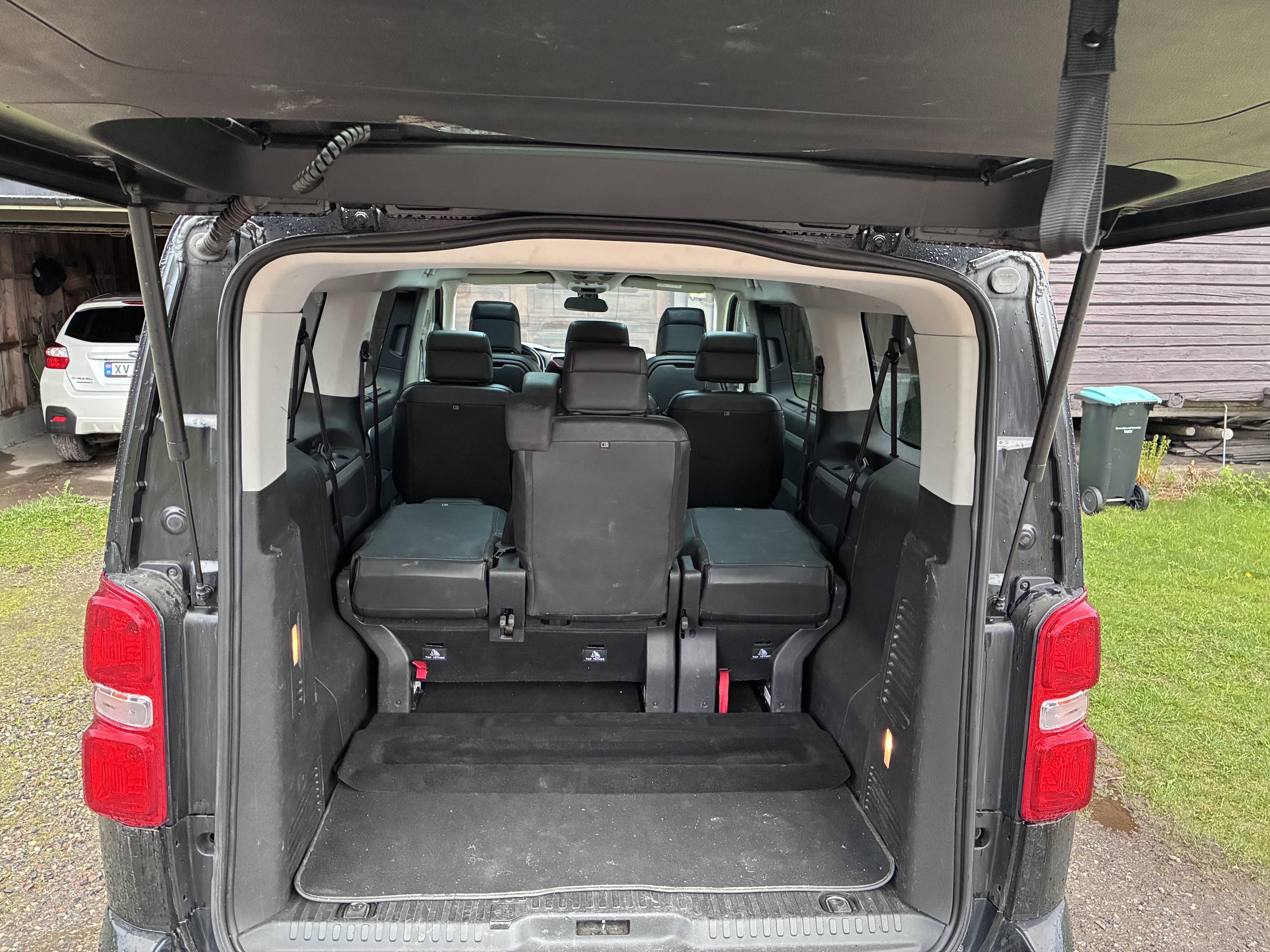 Toyota Proace Verso med Ryggekamera