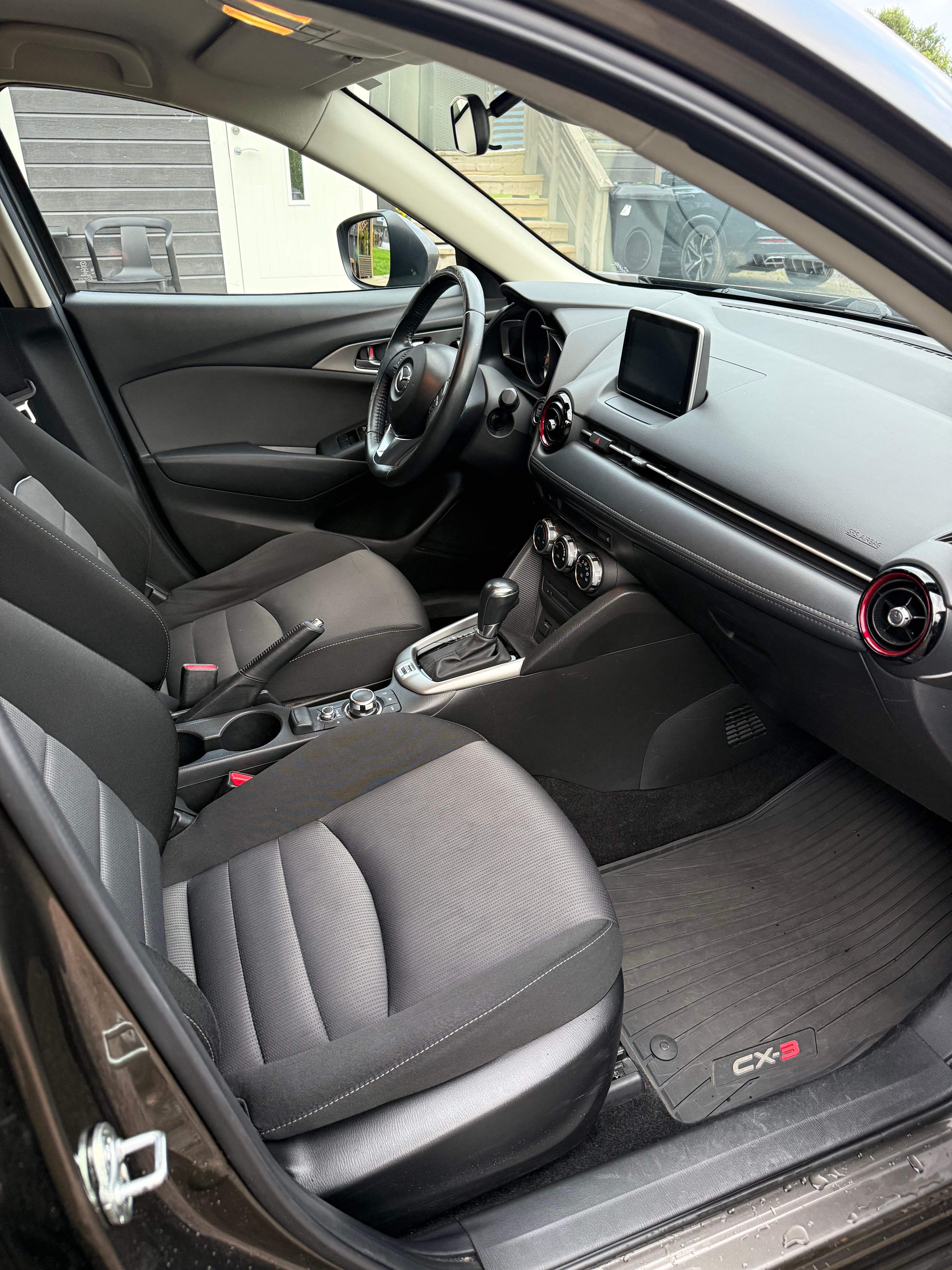 Mazda CX-3 med Bluetooth audio