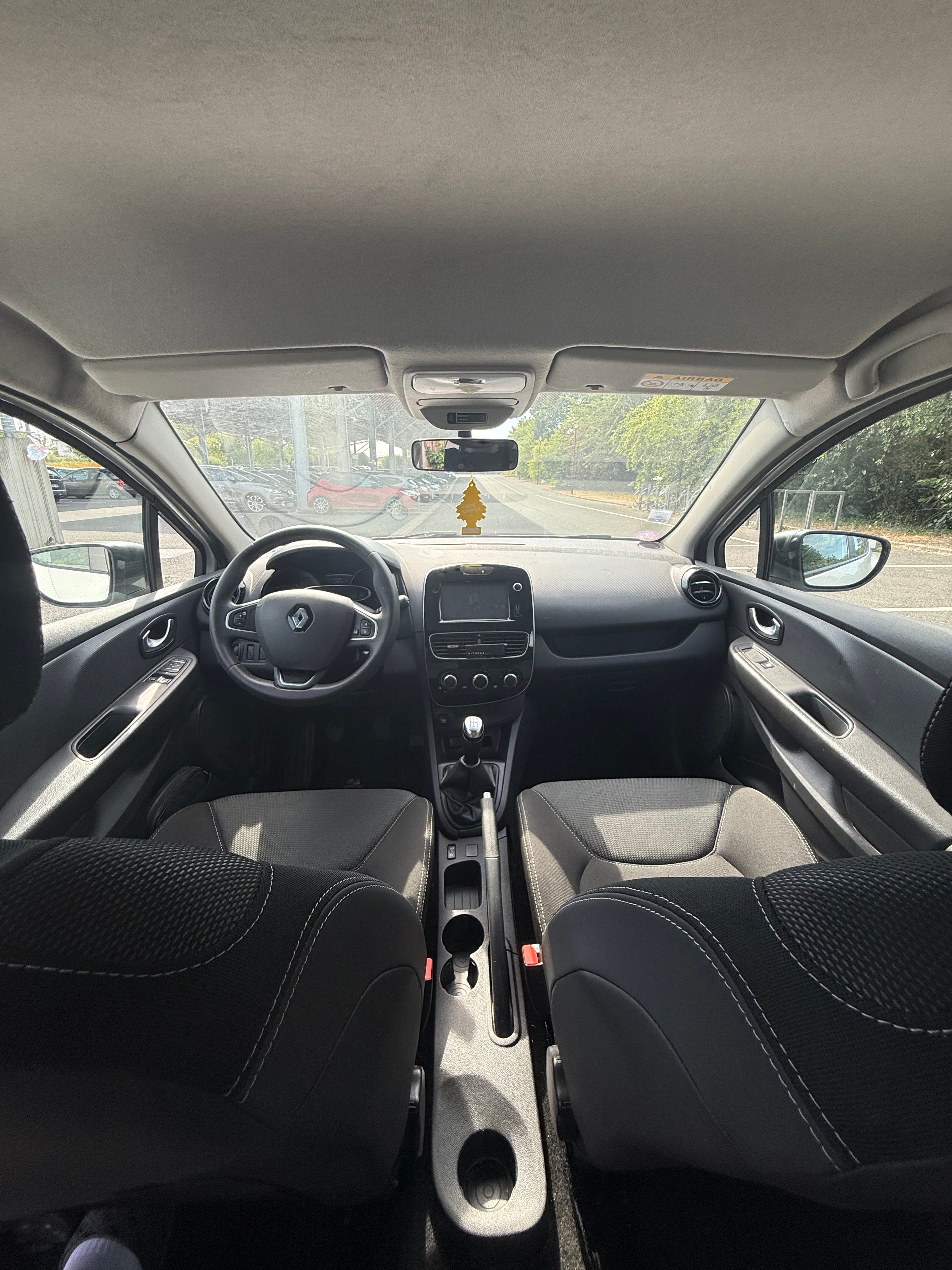 Renault Clio avec GPS