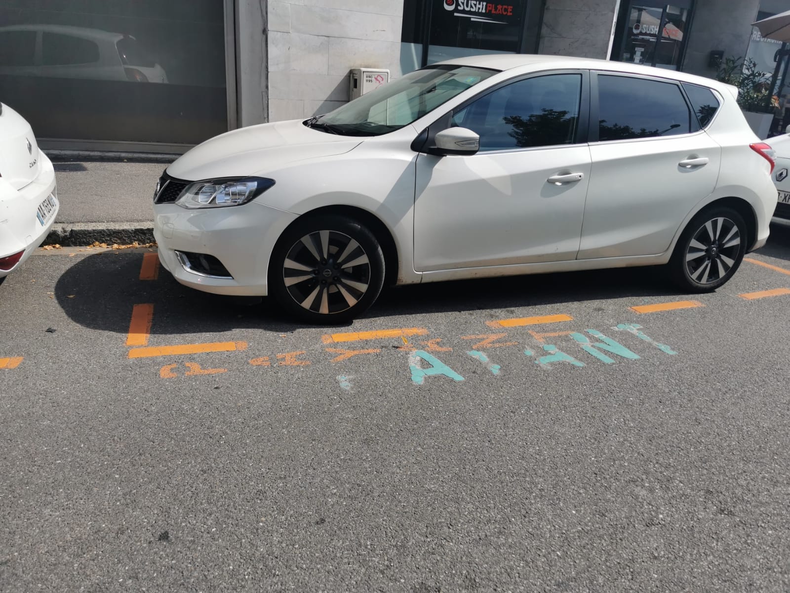 Nissan Pulsar avec Climatisation