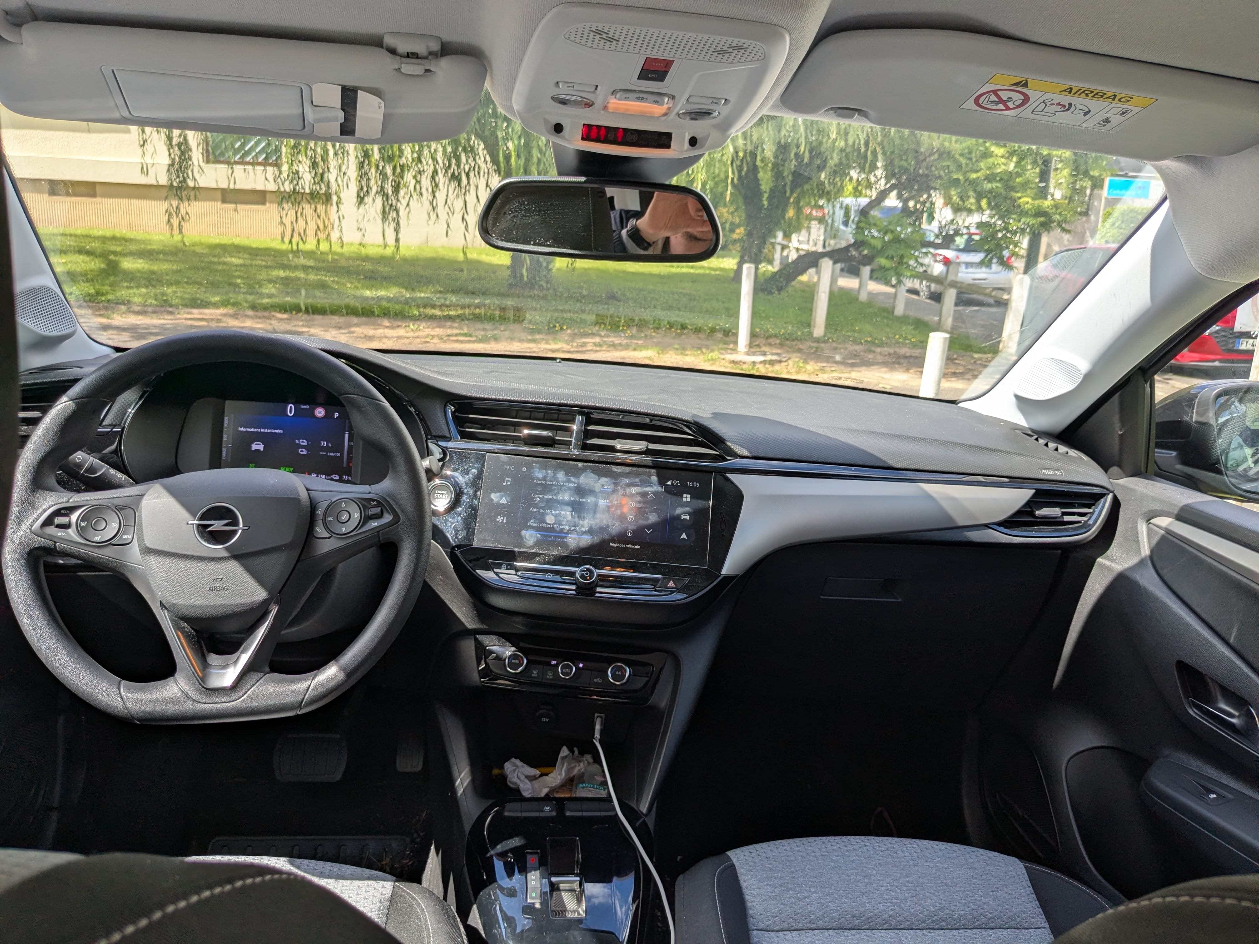Opel Corsa-E avec Caméra de recul
