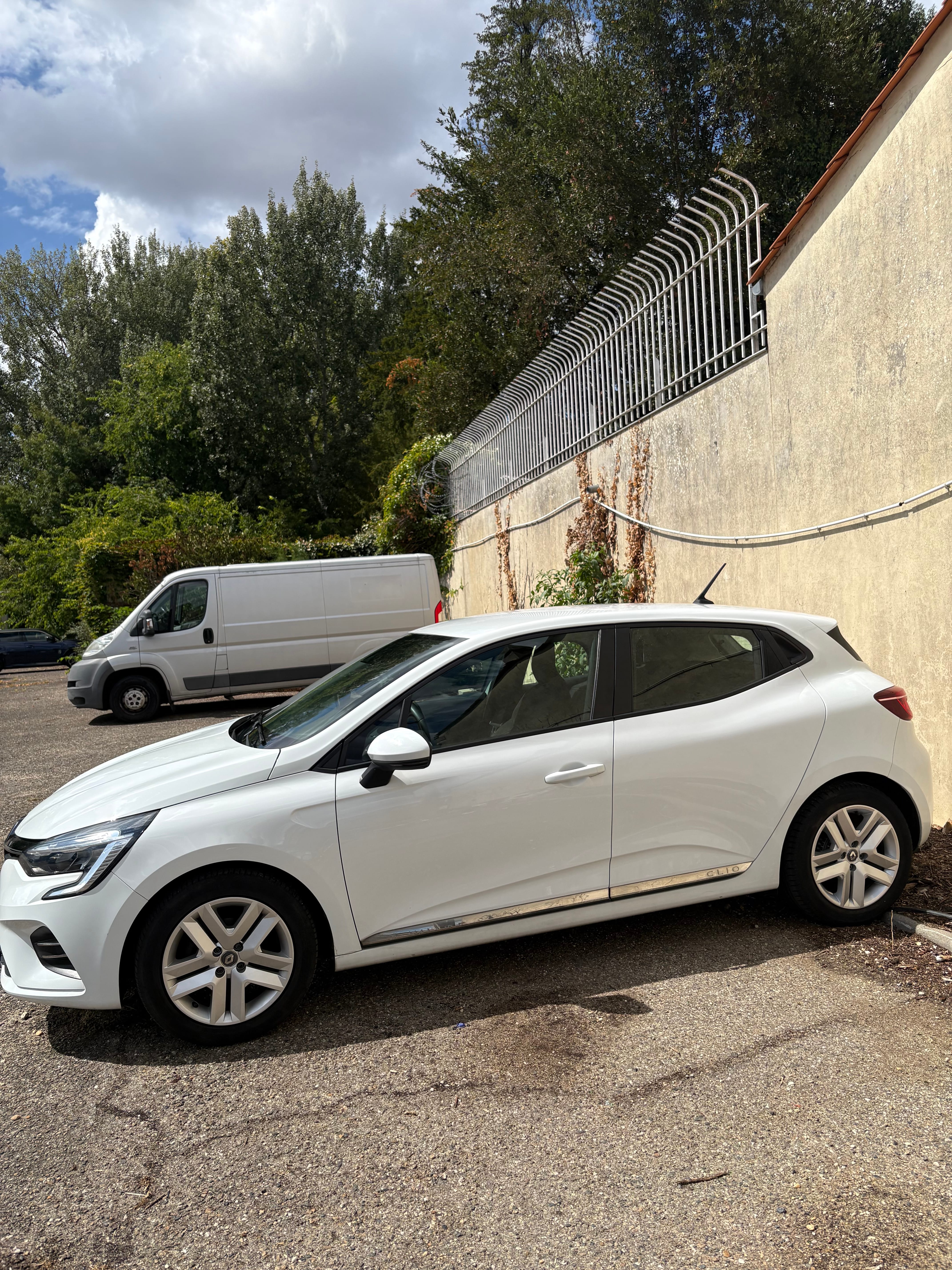 Renault Clio Société mit Klimaanlage