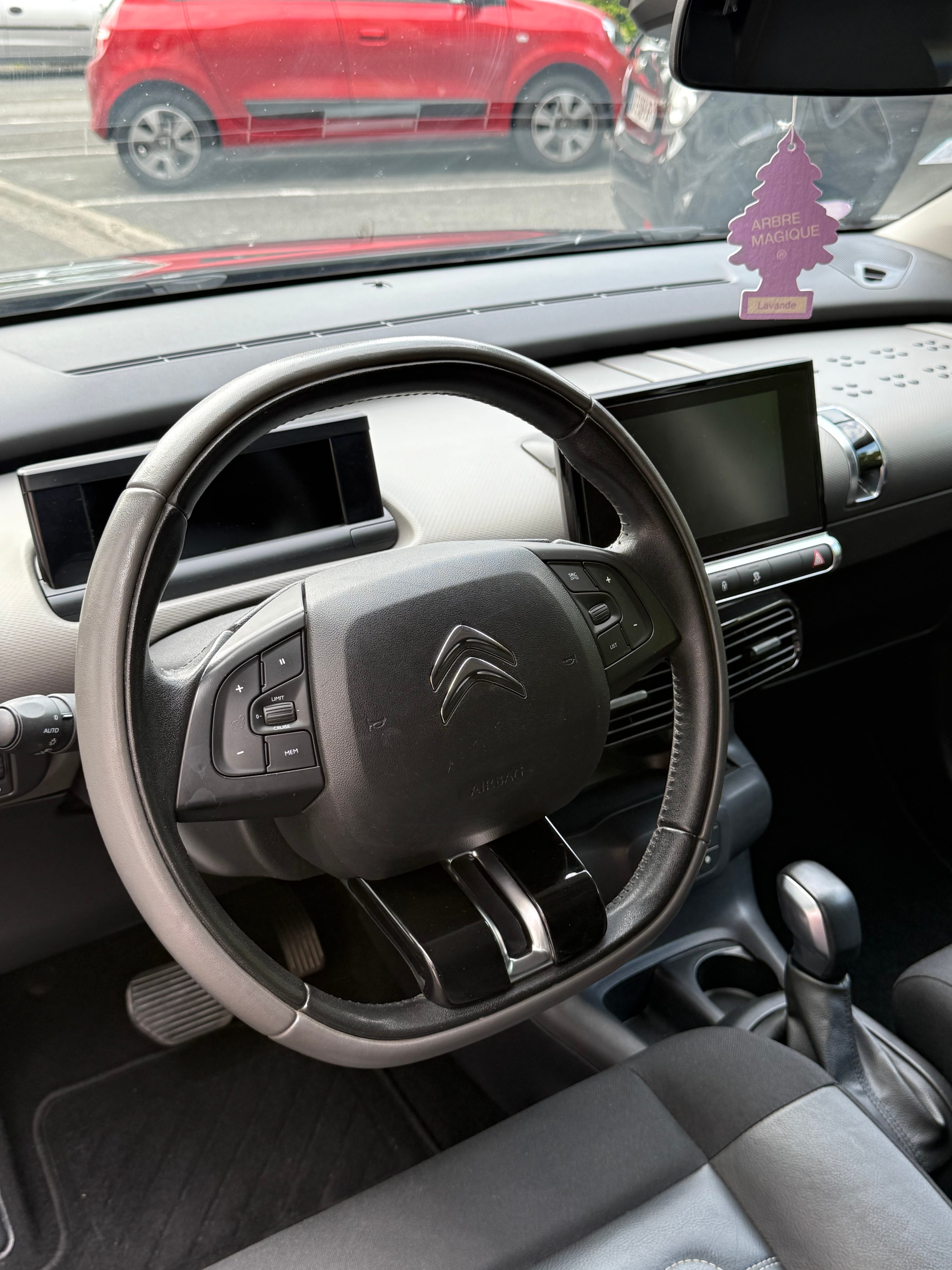 Citroen C4 Cactus avec Régulateur de vitesse