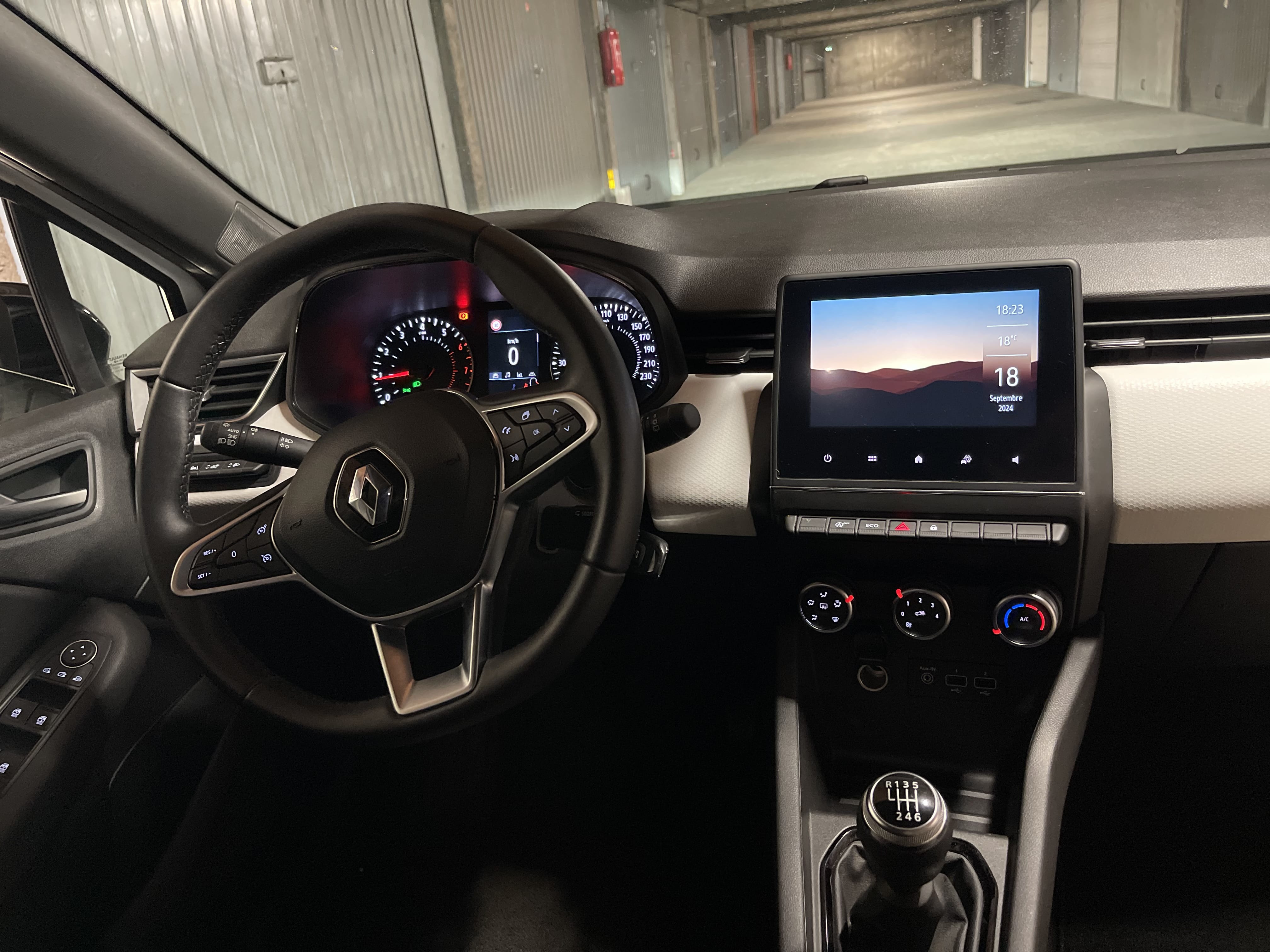 Renault Clio avec Régulateur de vitesse