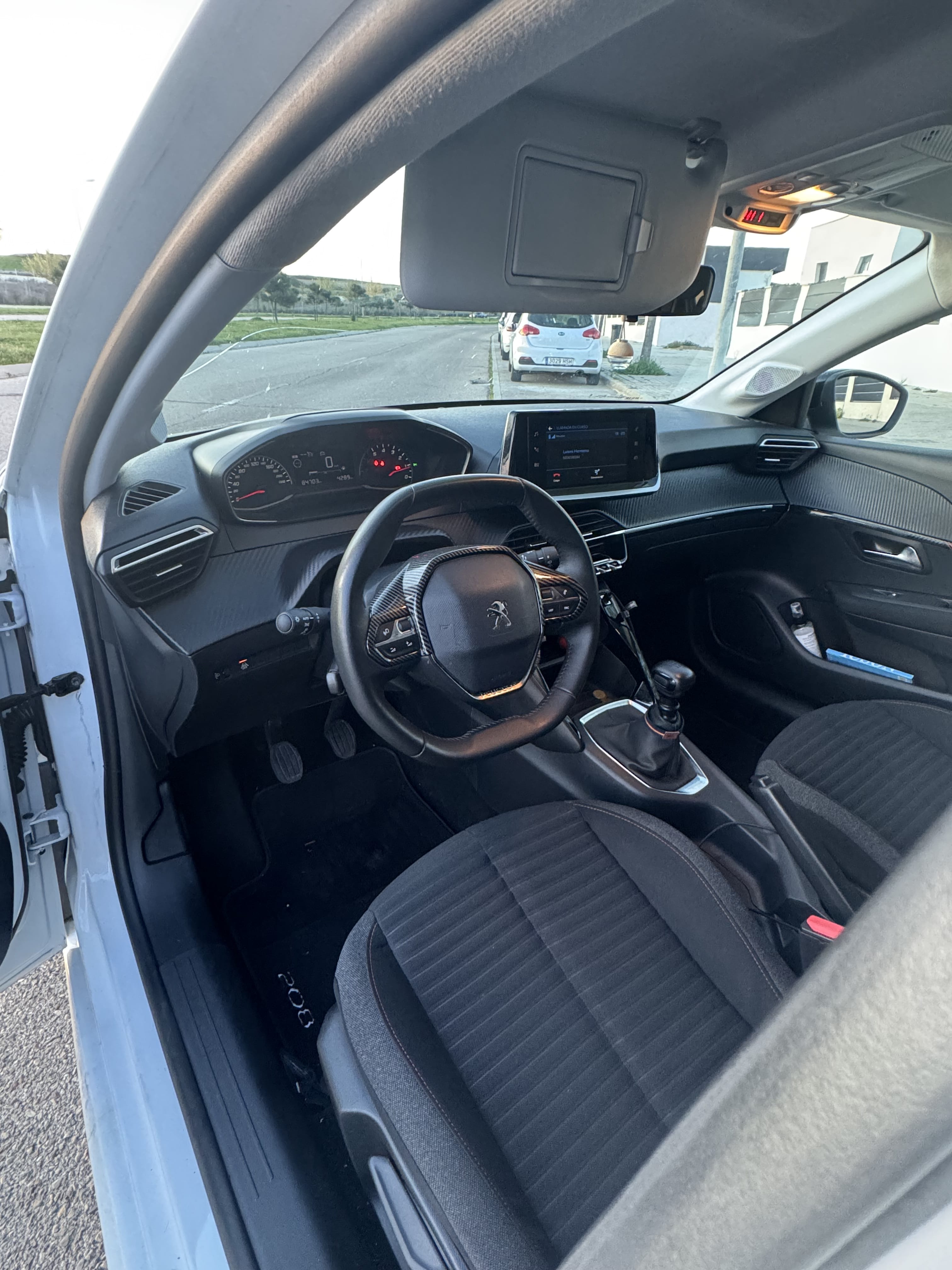 Peugeot 208 con Apple CarPlay