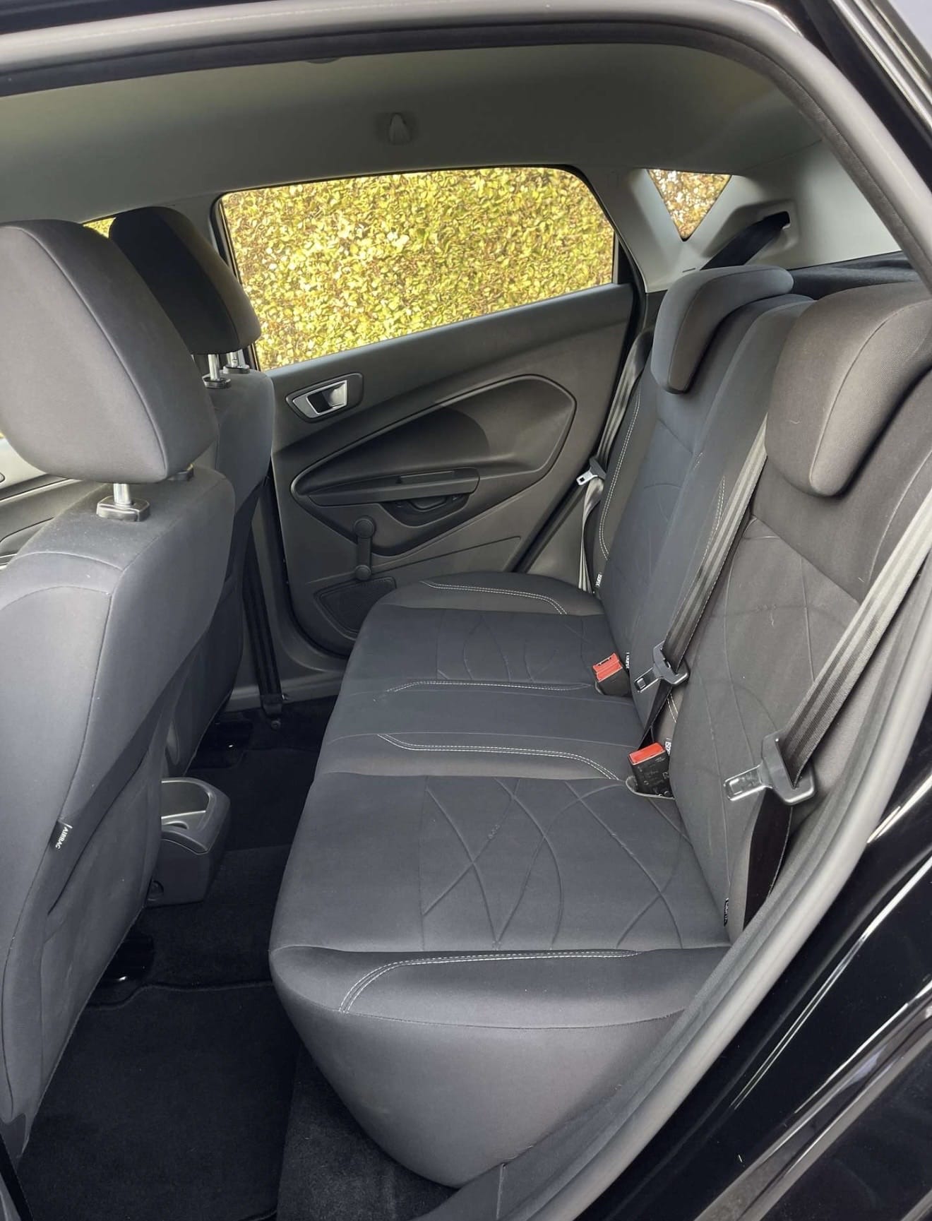 Ford Fiesta | met Autoradio