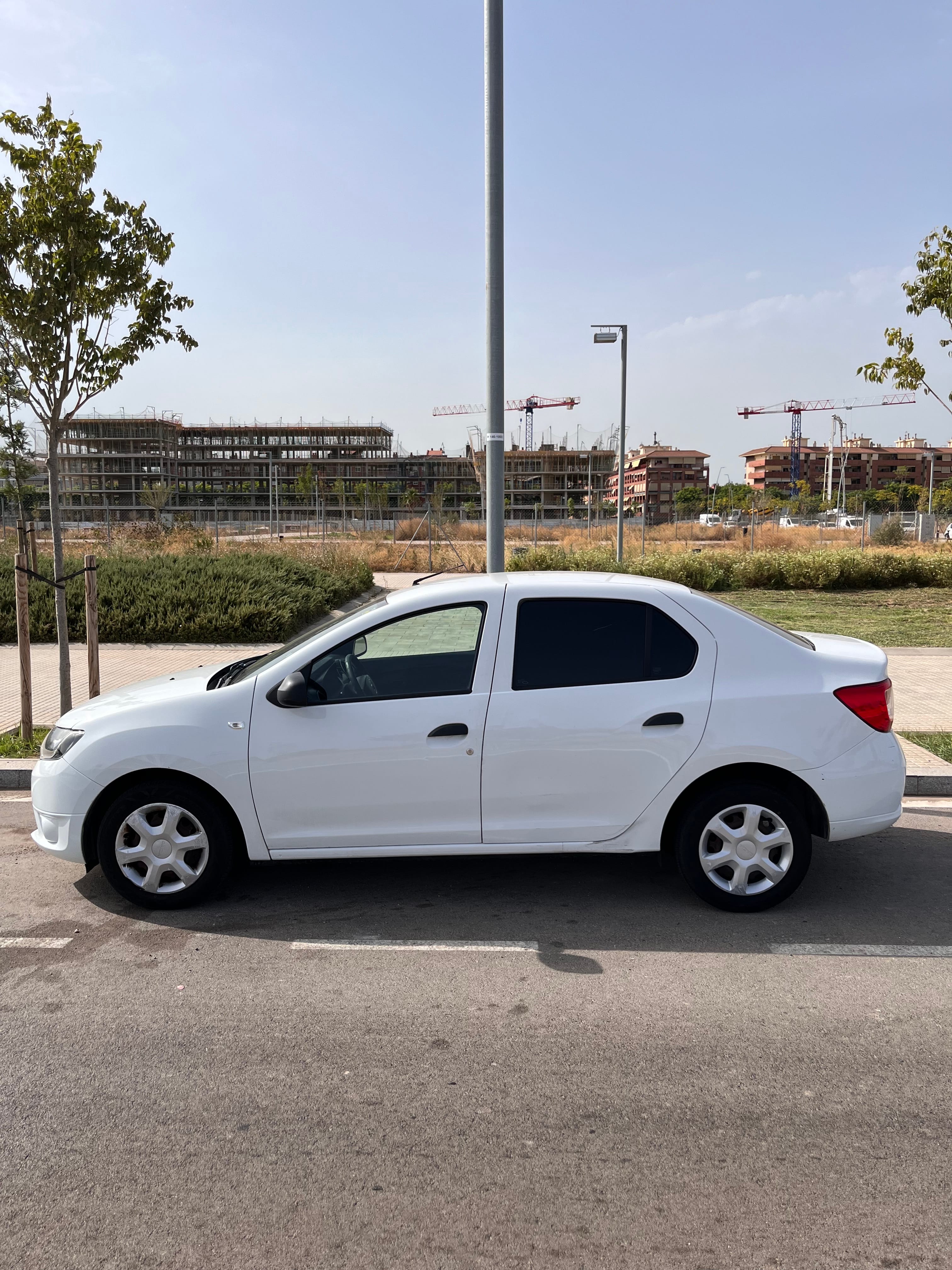 Dacia Logan con Aire acondicionado