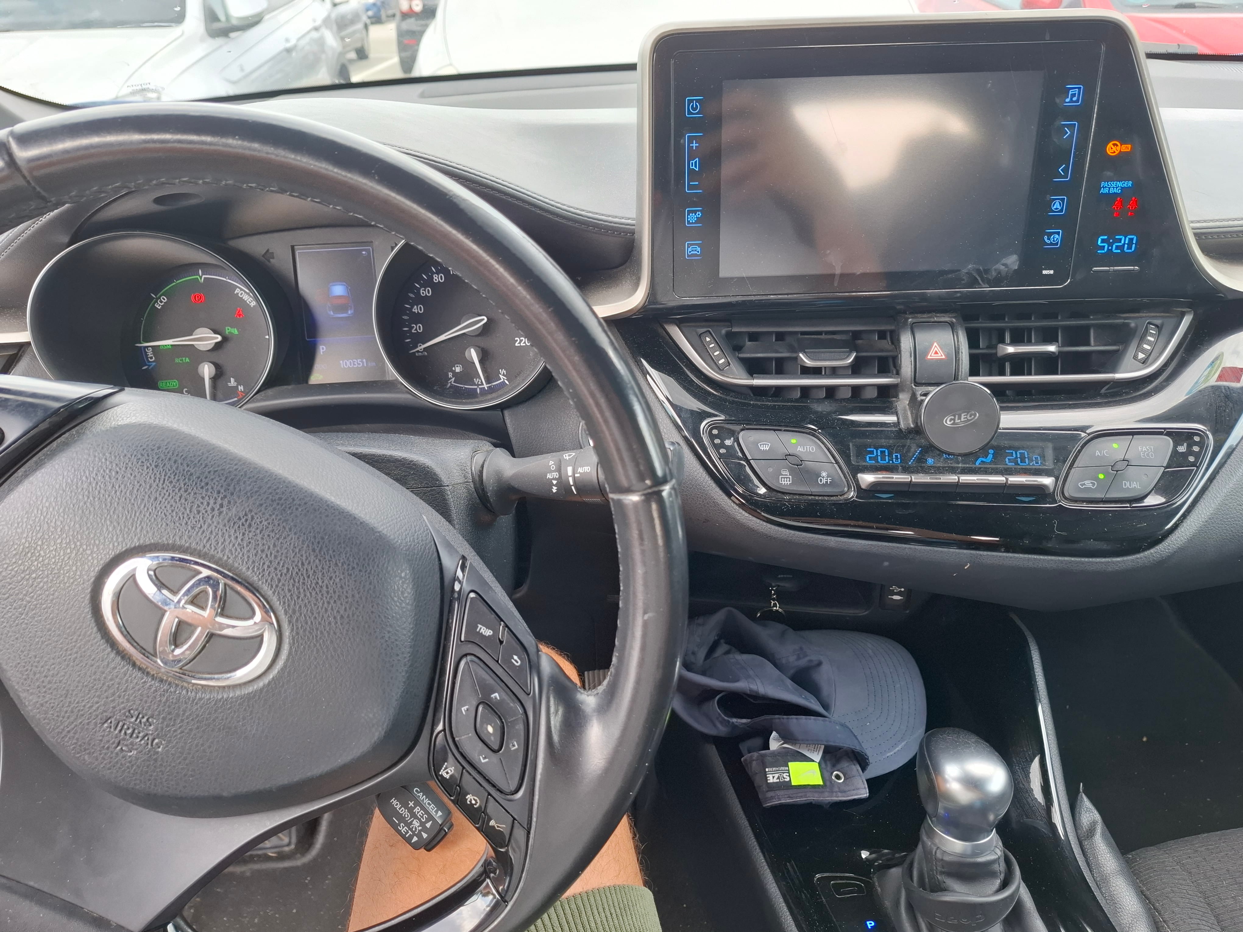 Toyota C-HR con GPS