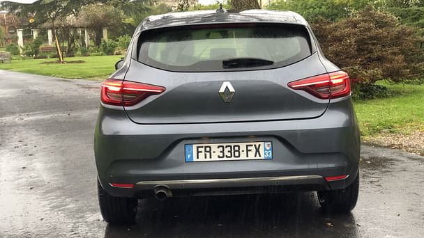 Renault Clio Louez la Renault Clio 5 – Confort, Technologie & Sécurité à Bordeaux ! avec GPS