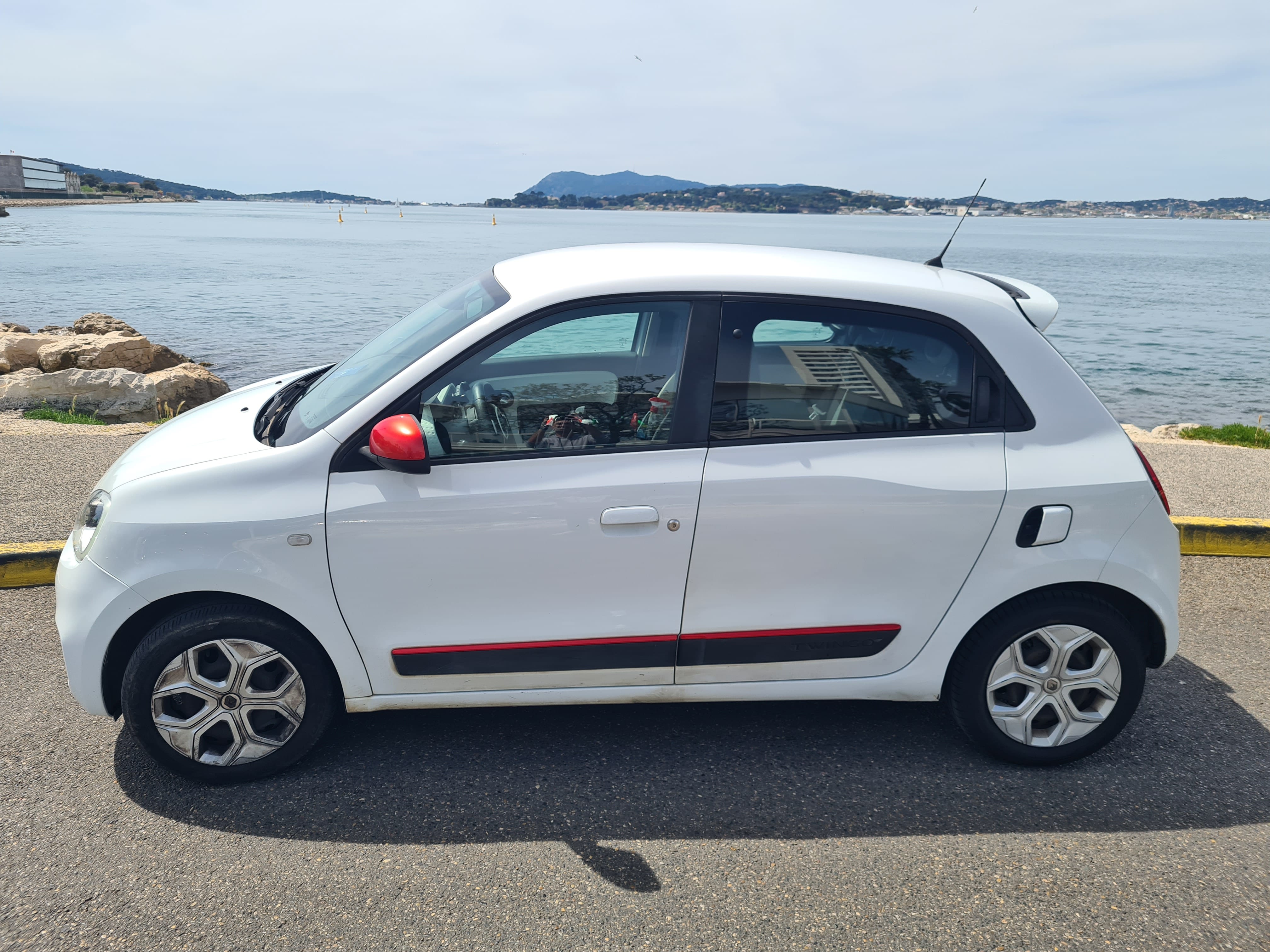Renault Twingo III avec Climatisation