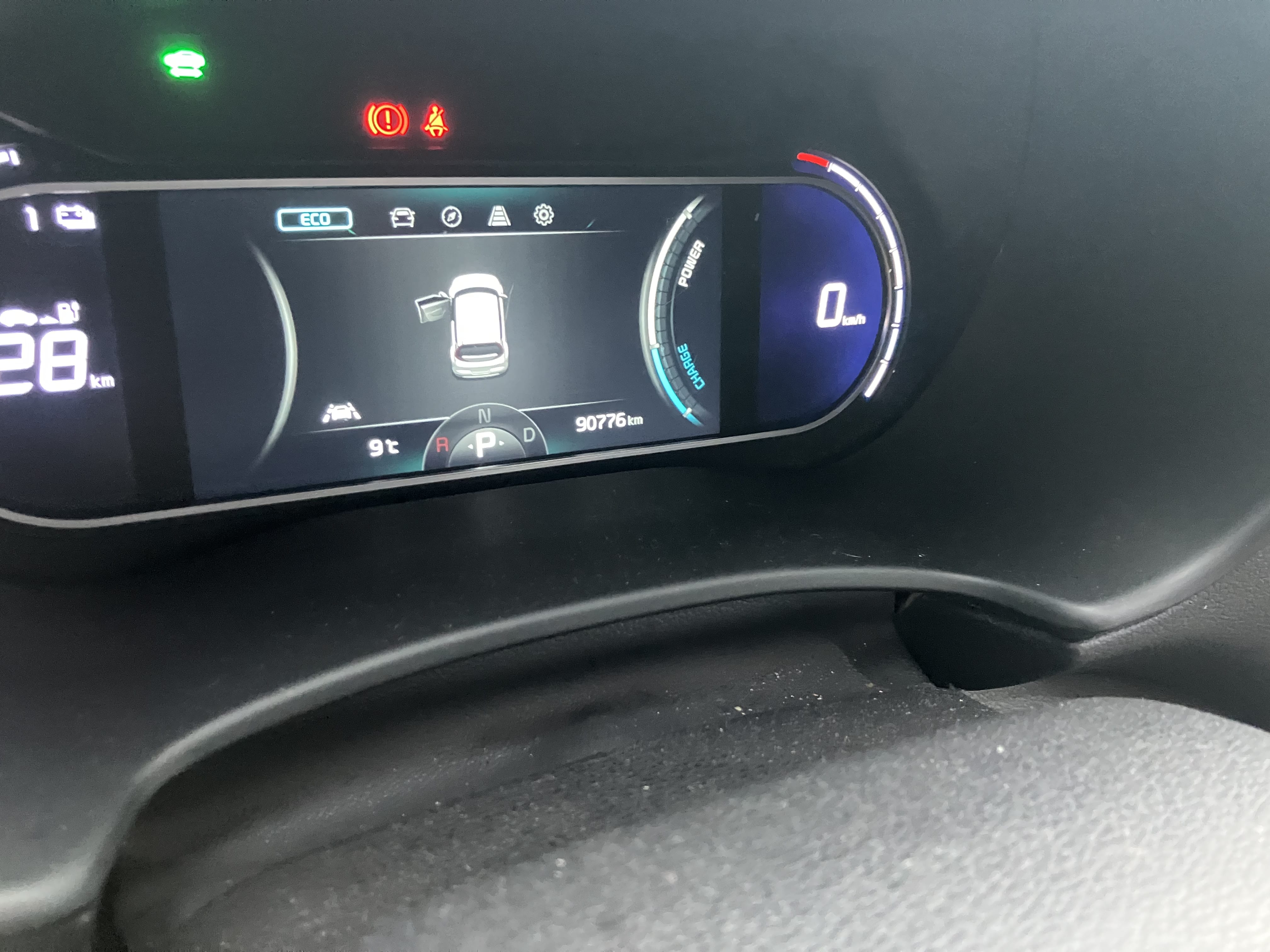 Kia Soul EV+ met Autostoel baby