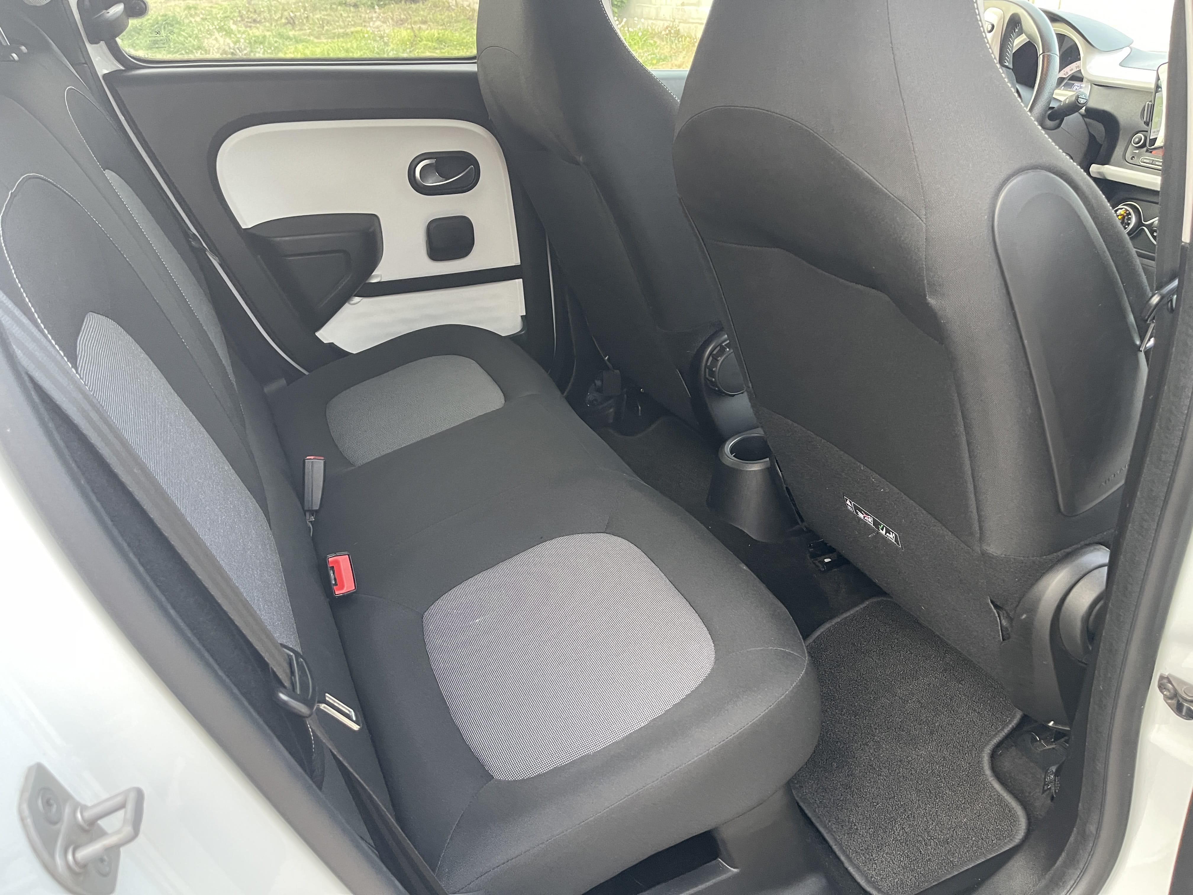 Renault Twingo III 0,9 TCE ENERGY INTENS with Apple CarPlay