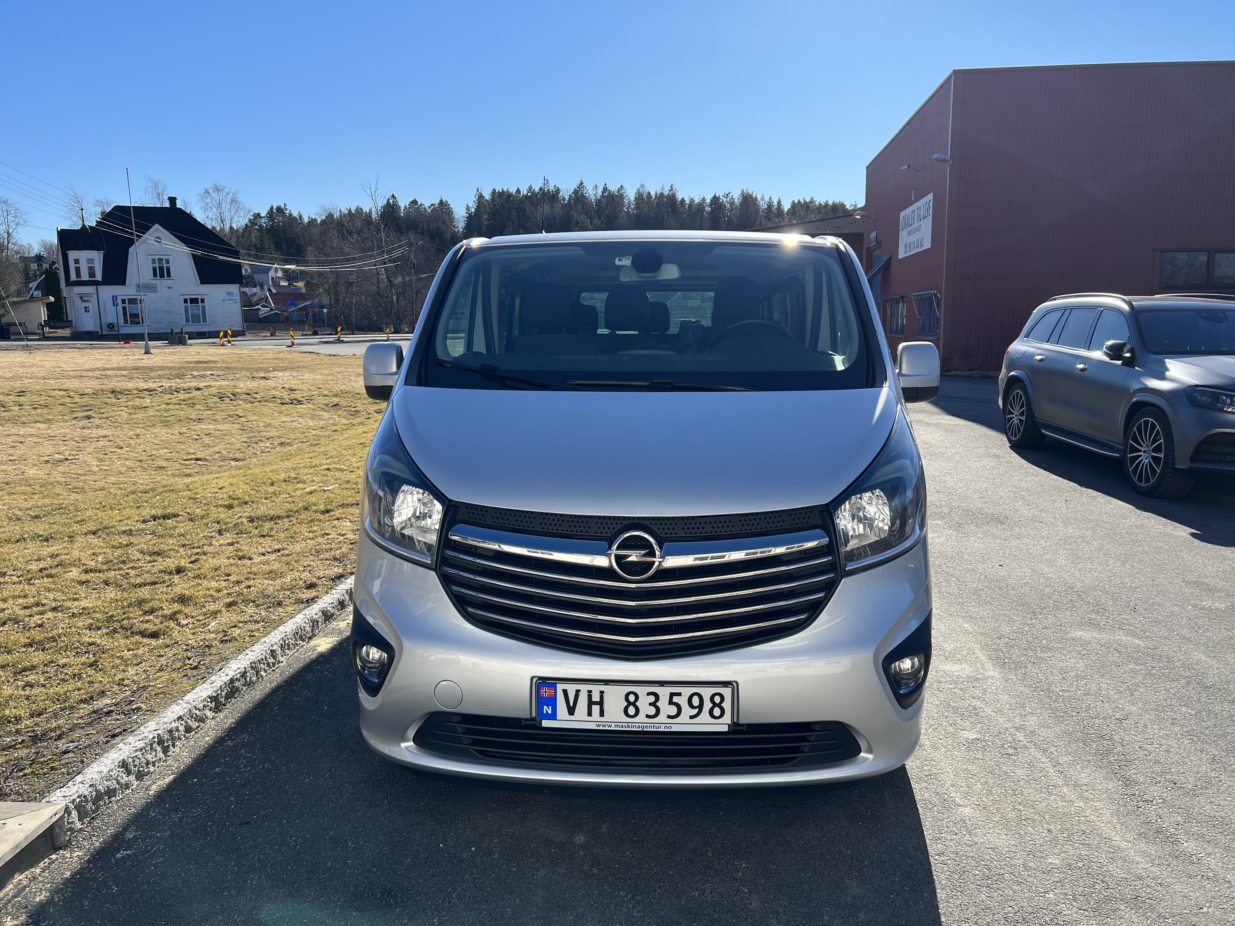 Opel Vivaro med Bluetooth audio