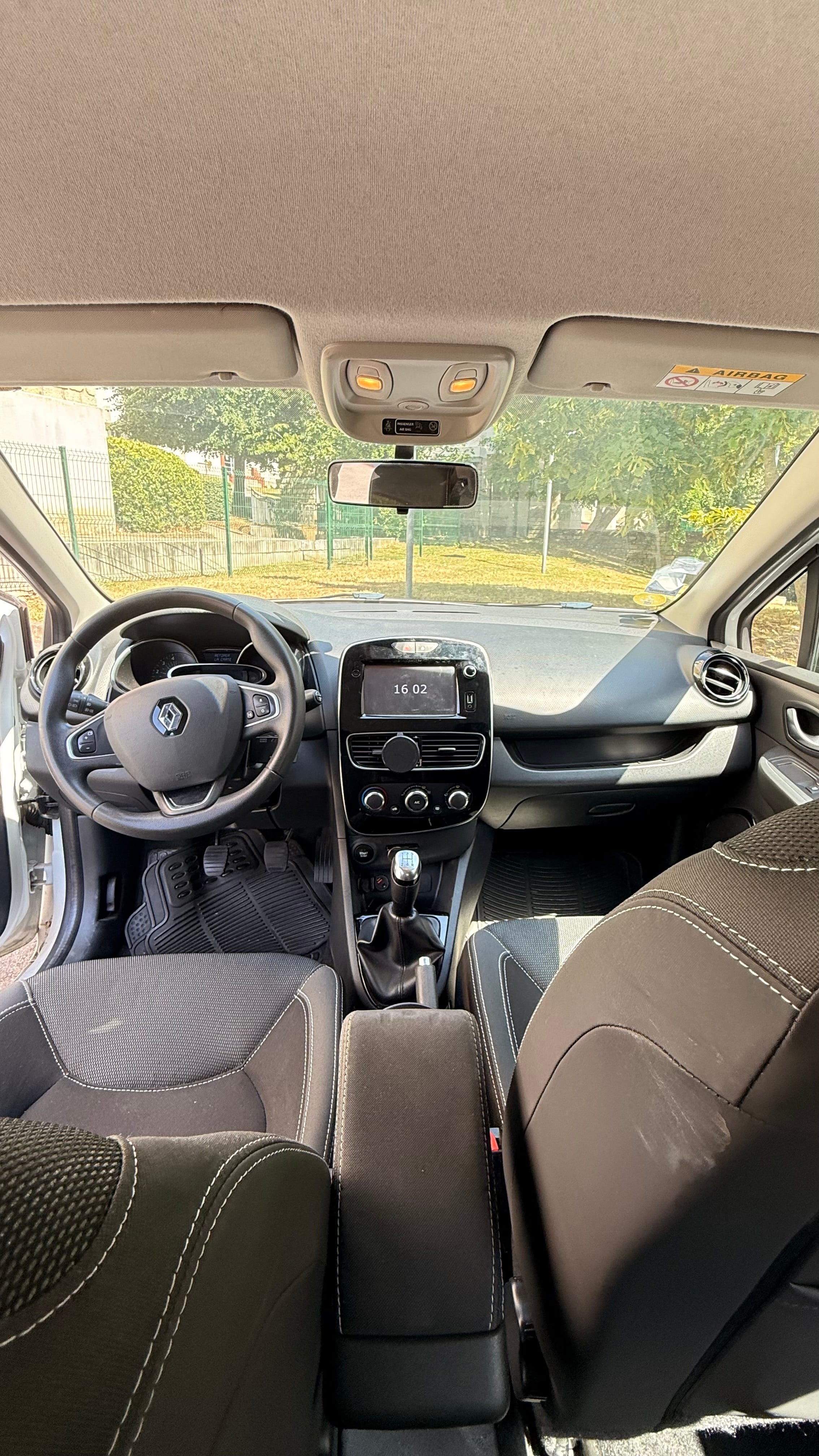 Renault Clio avec Régulateur de vitesse