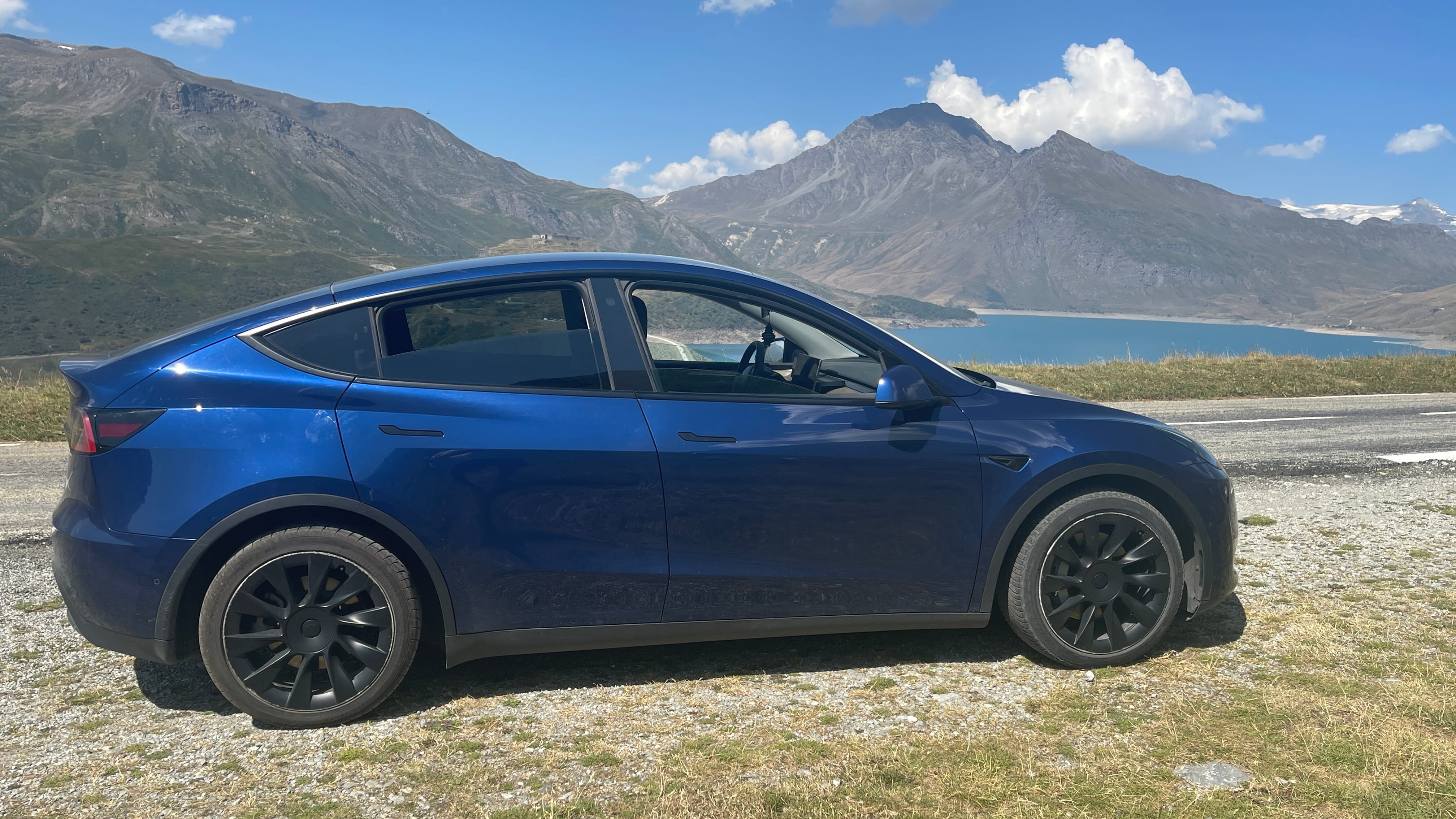 Tesla Model Y Long Range avec Caméra de recul