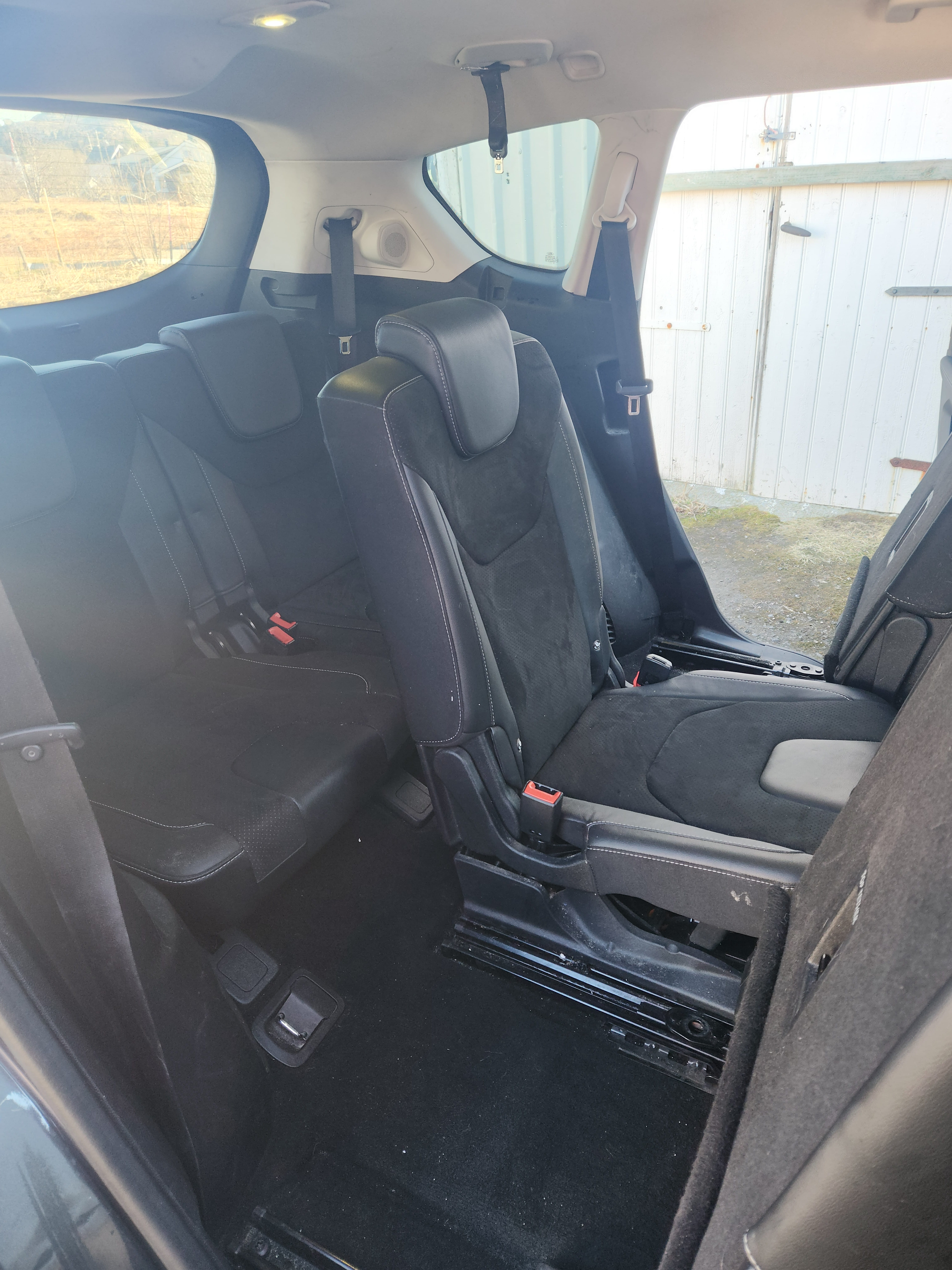 Ford S-Max with GPS