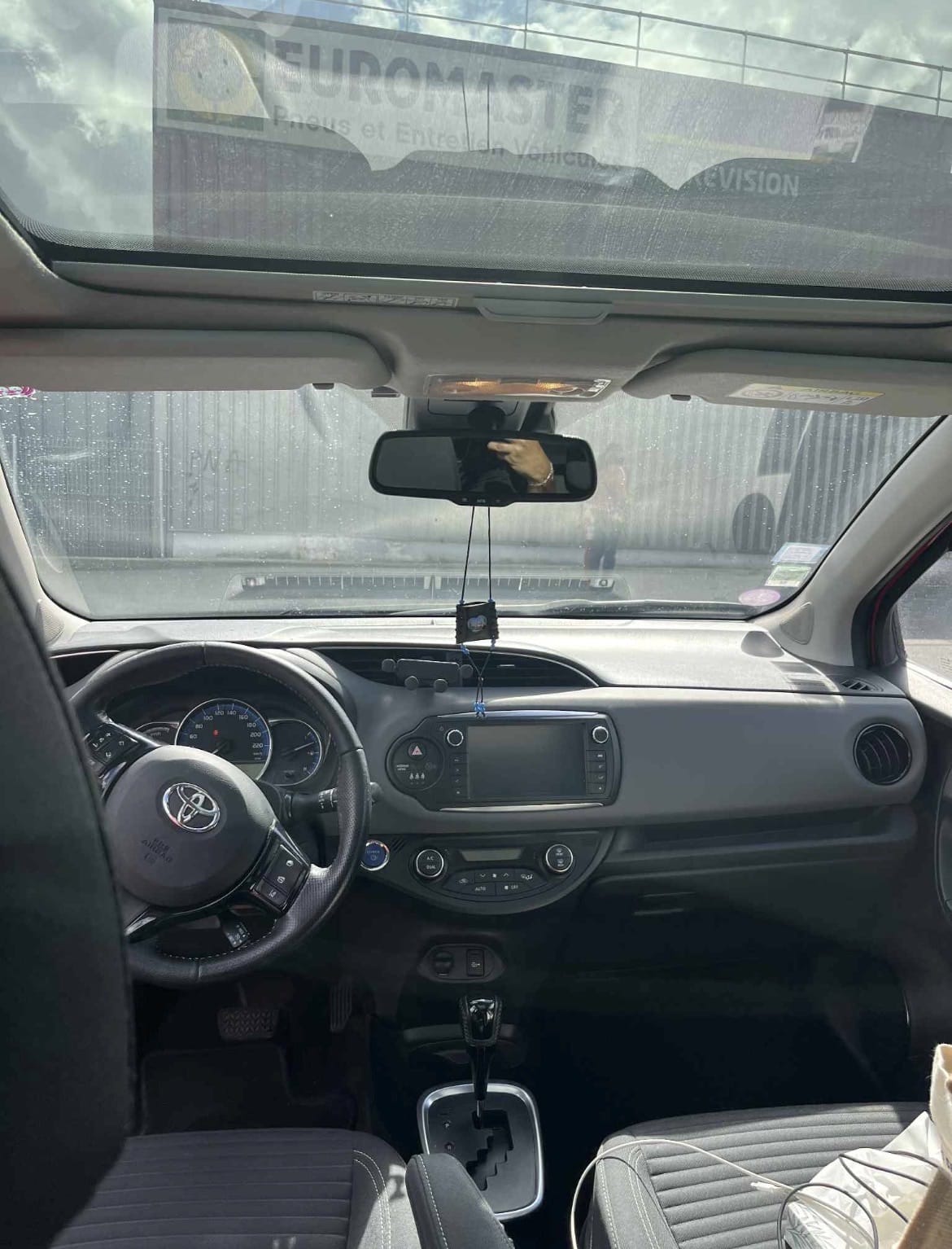Toyota Yaris Hybride avec Caméra de recul
