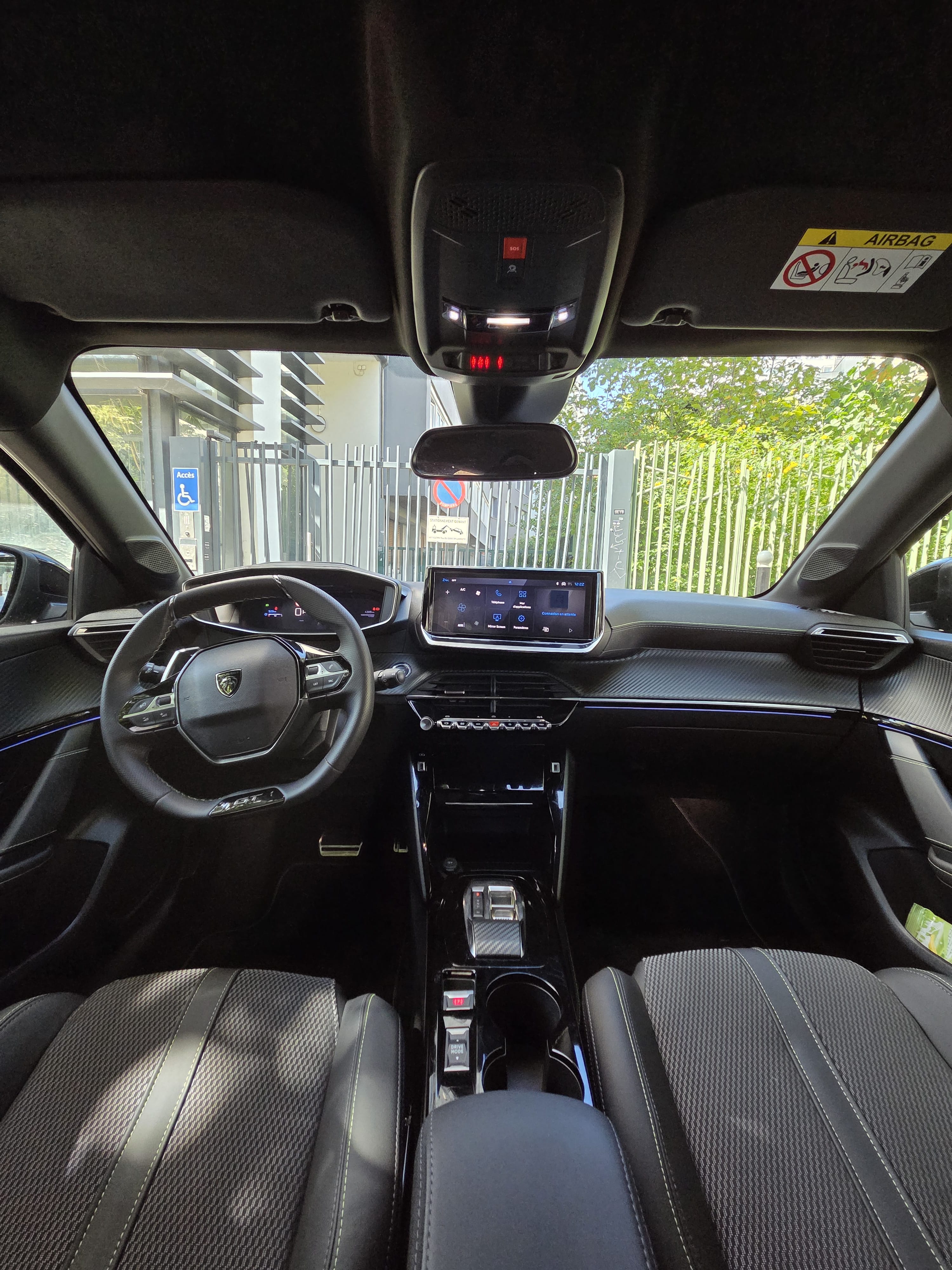 Peugeot 208 avec Régulateur de vitesse