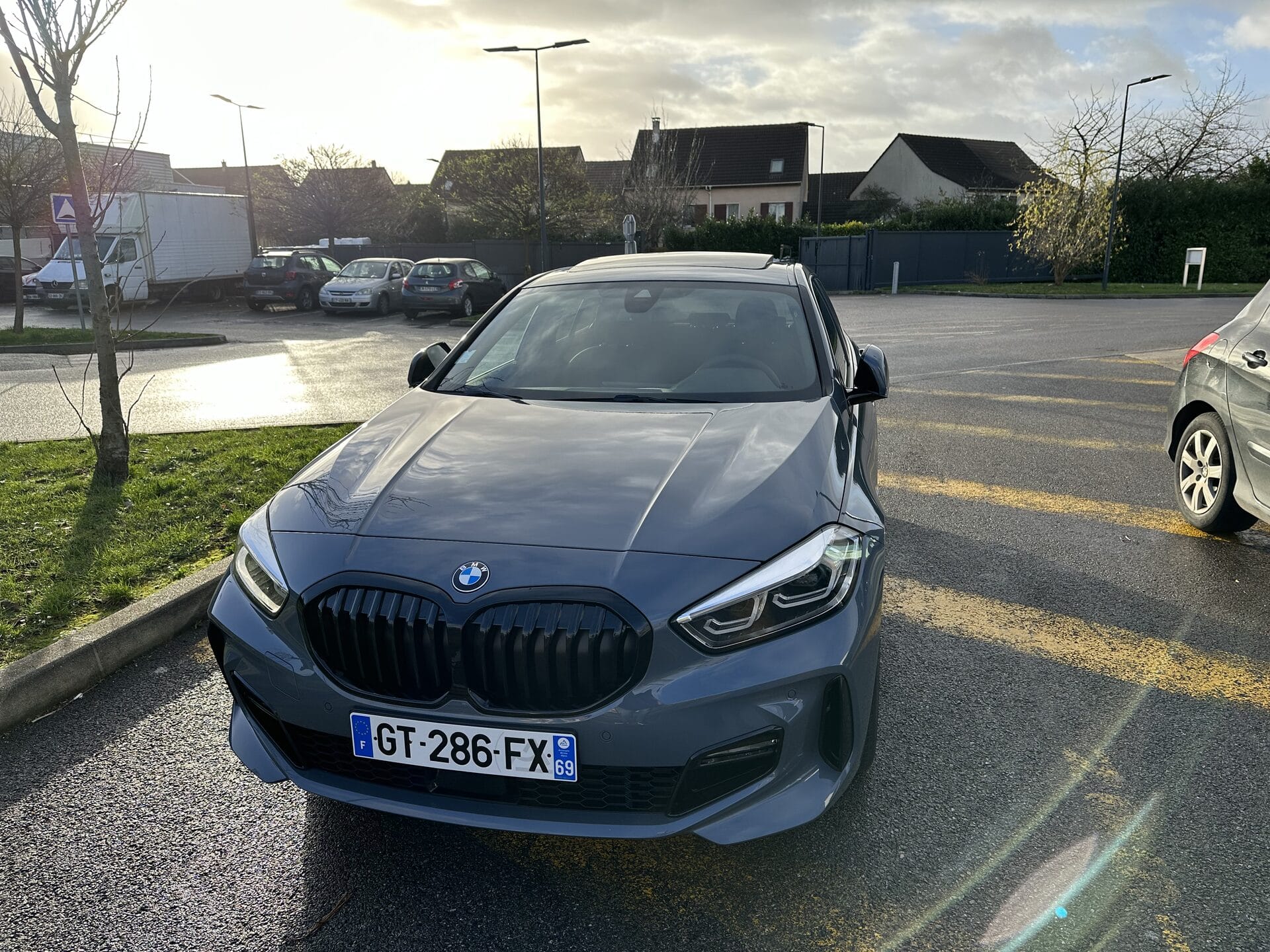 BMW Série 1 118i avec Audio Bluetooth