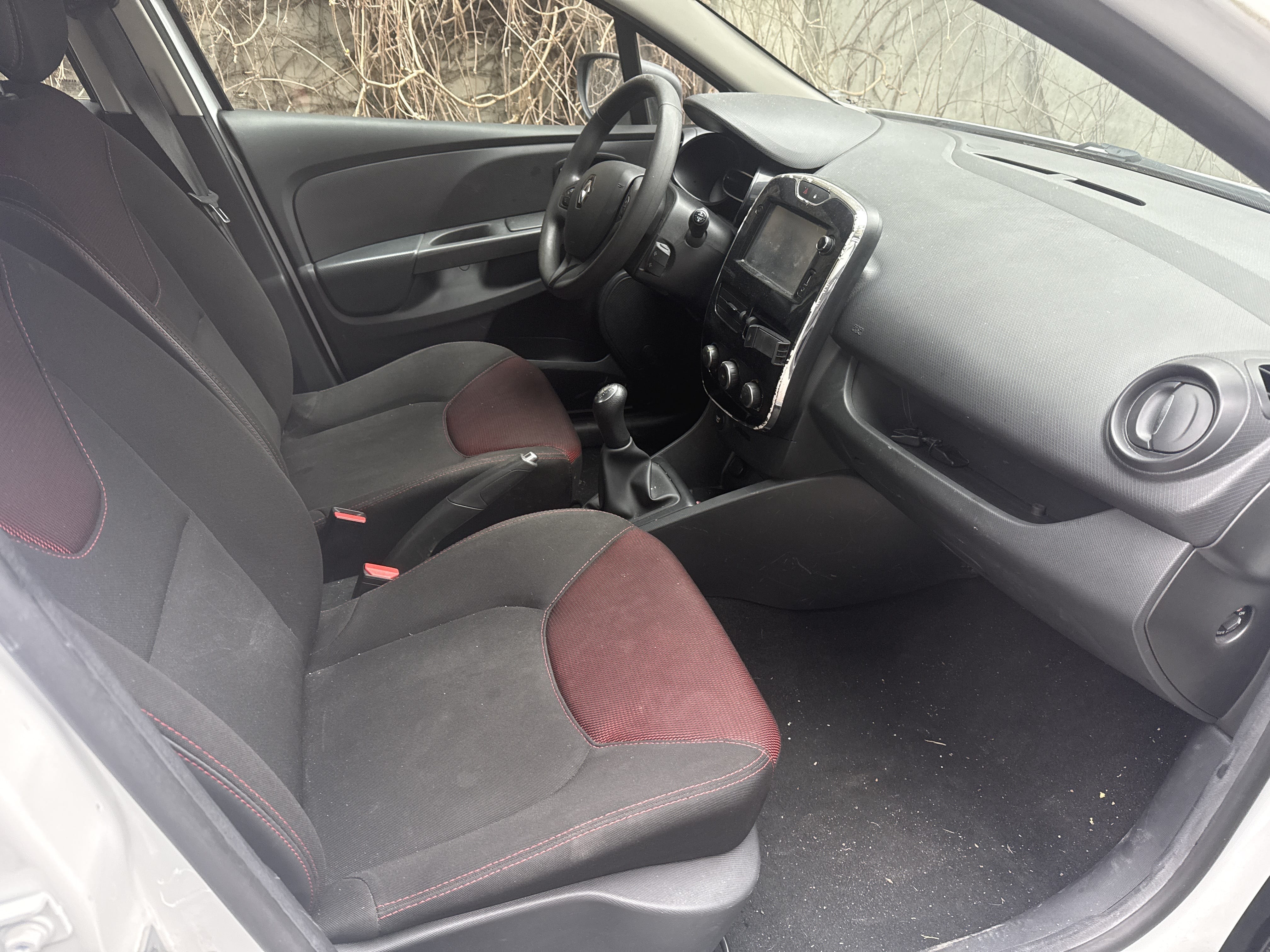 Renault Clio avec Régulateur de vitesse