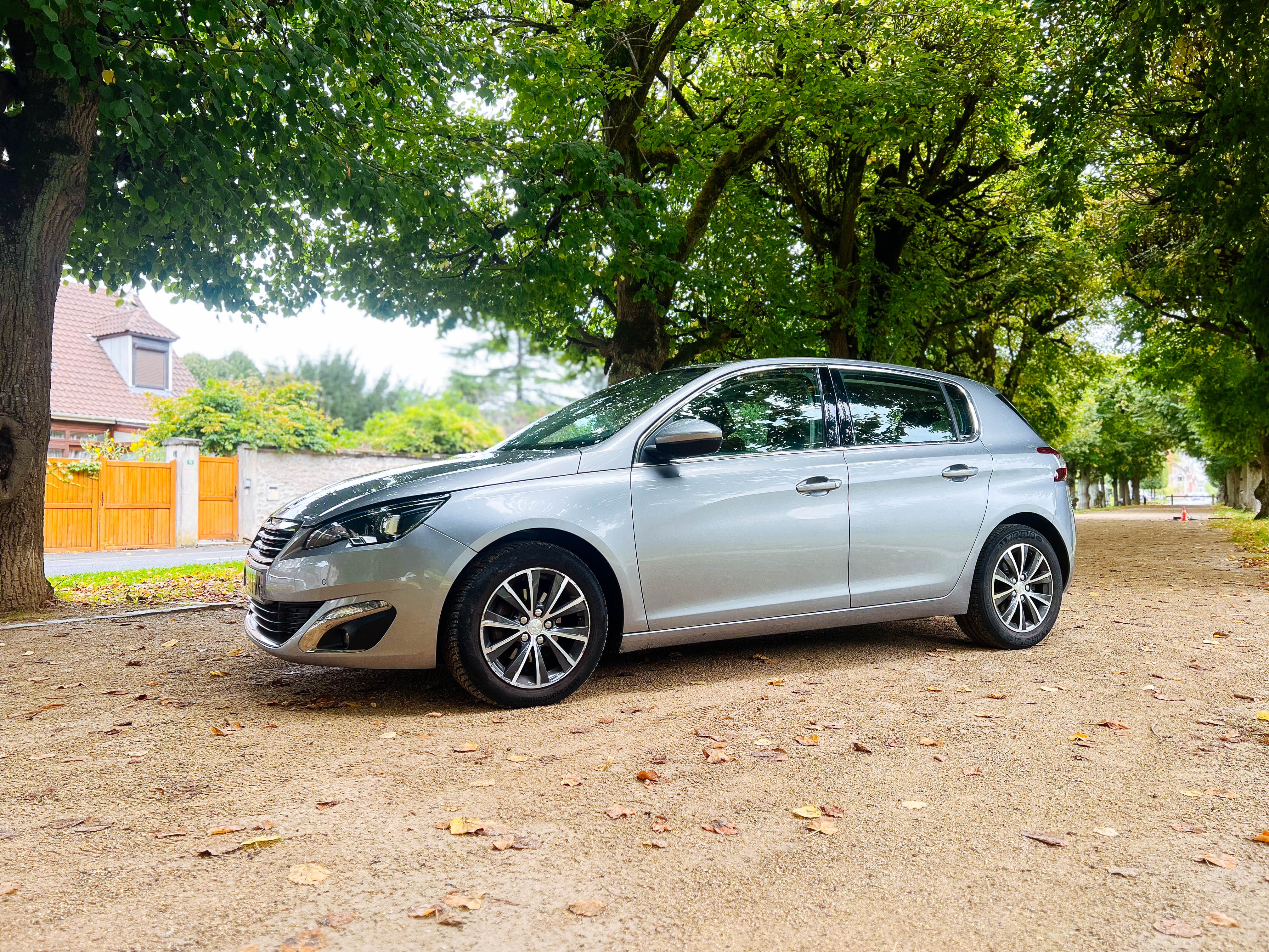 Peugeot 308 avec Climatisation