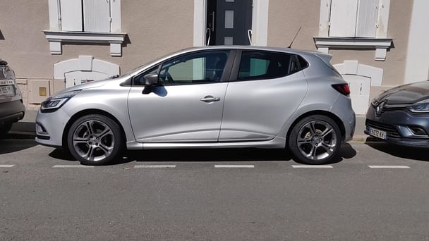 Renault Clio 0.9 Tce Intens GT avec Climatisation