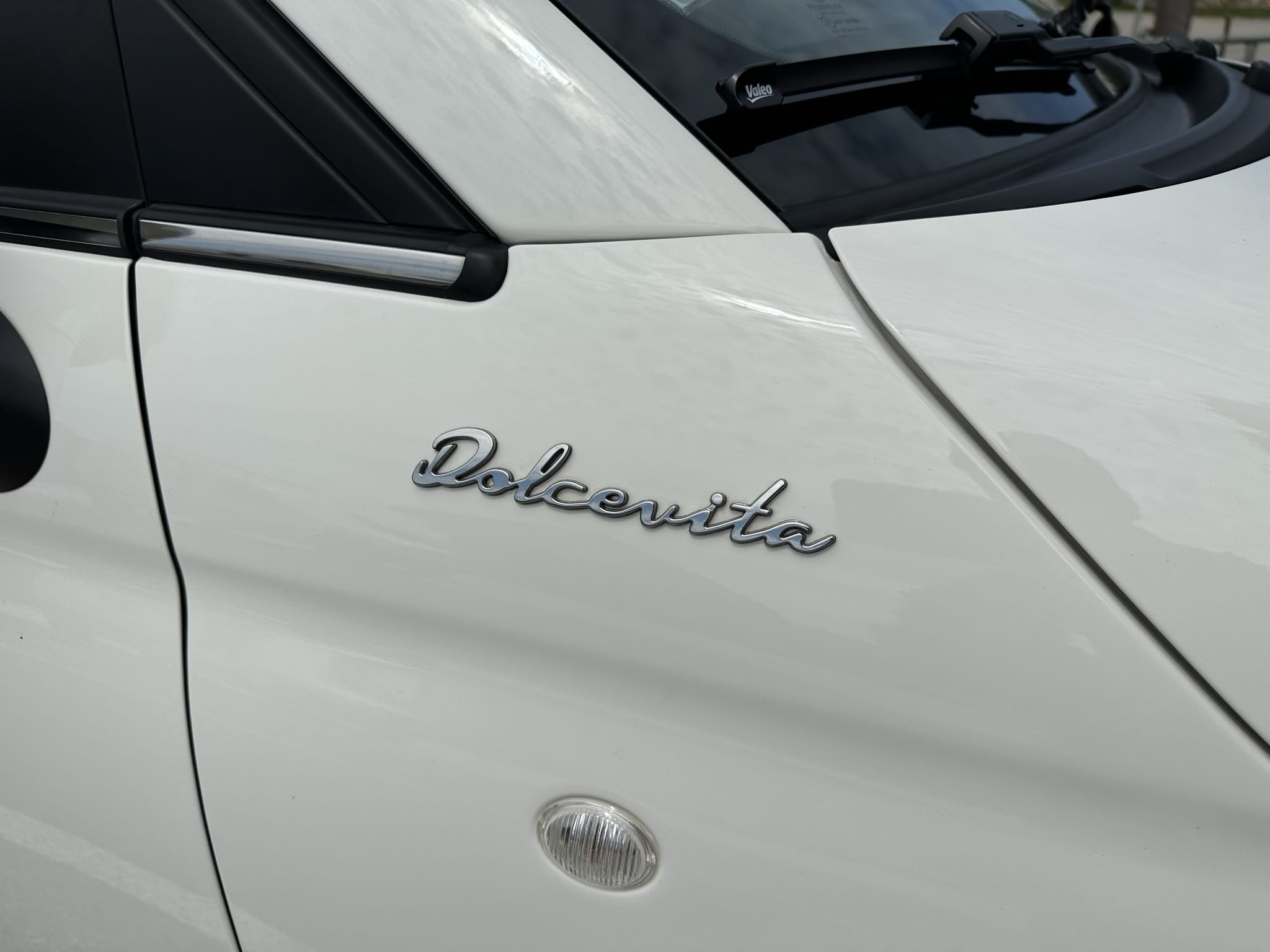 Fiat 500 Hybride 1.0 70CV Hybride - Dolcevita avec Entrée audio / iPod