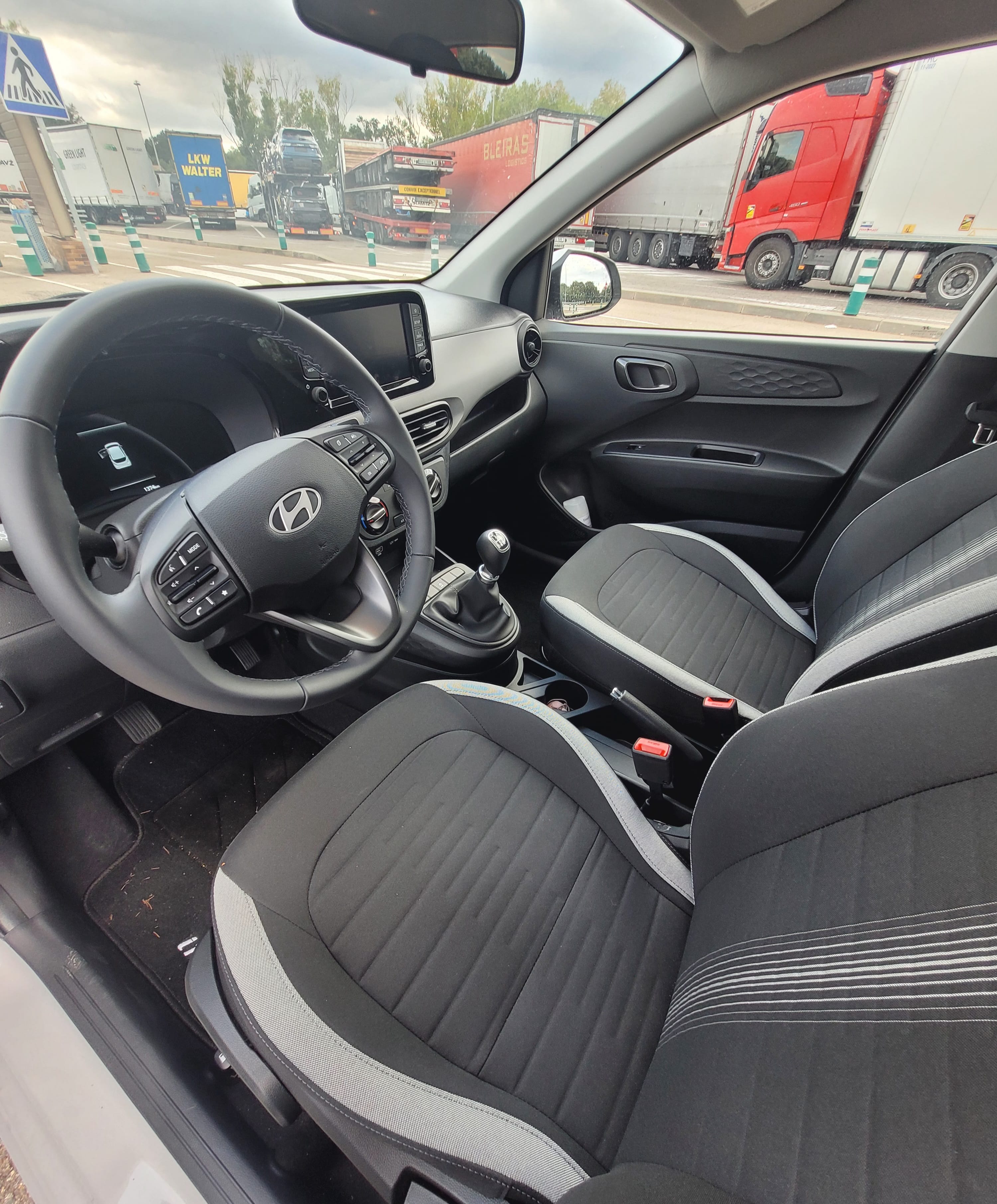 Hyundai i10 con Tracción cuatro ruedas