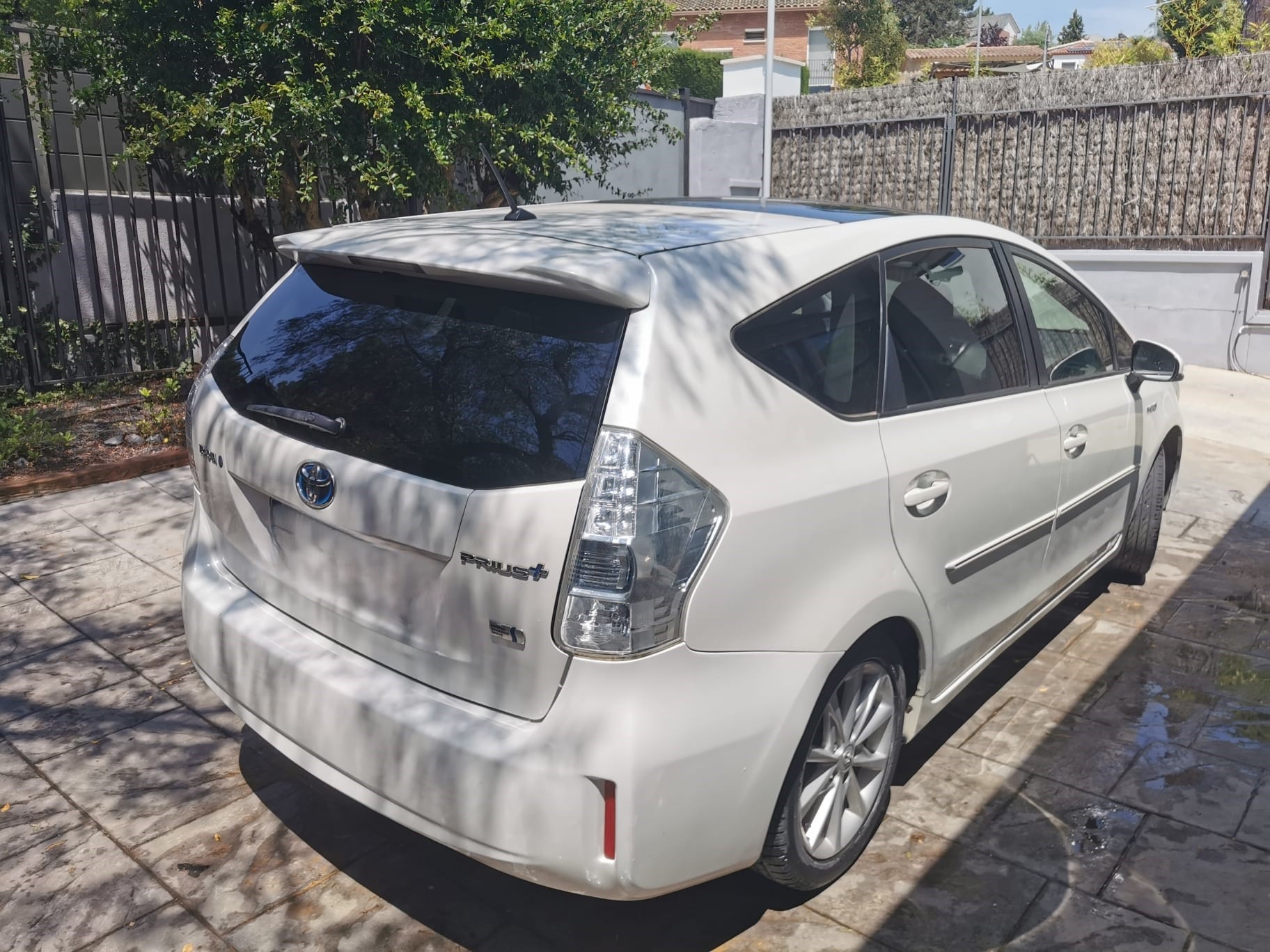 Toyota Prius + con Aire acondicionado