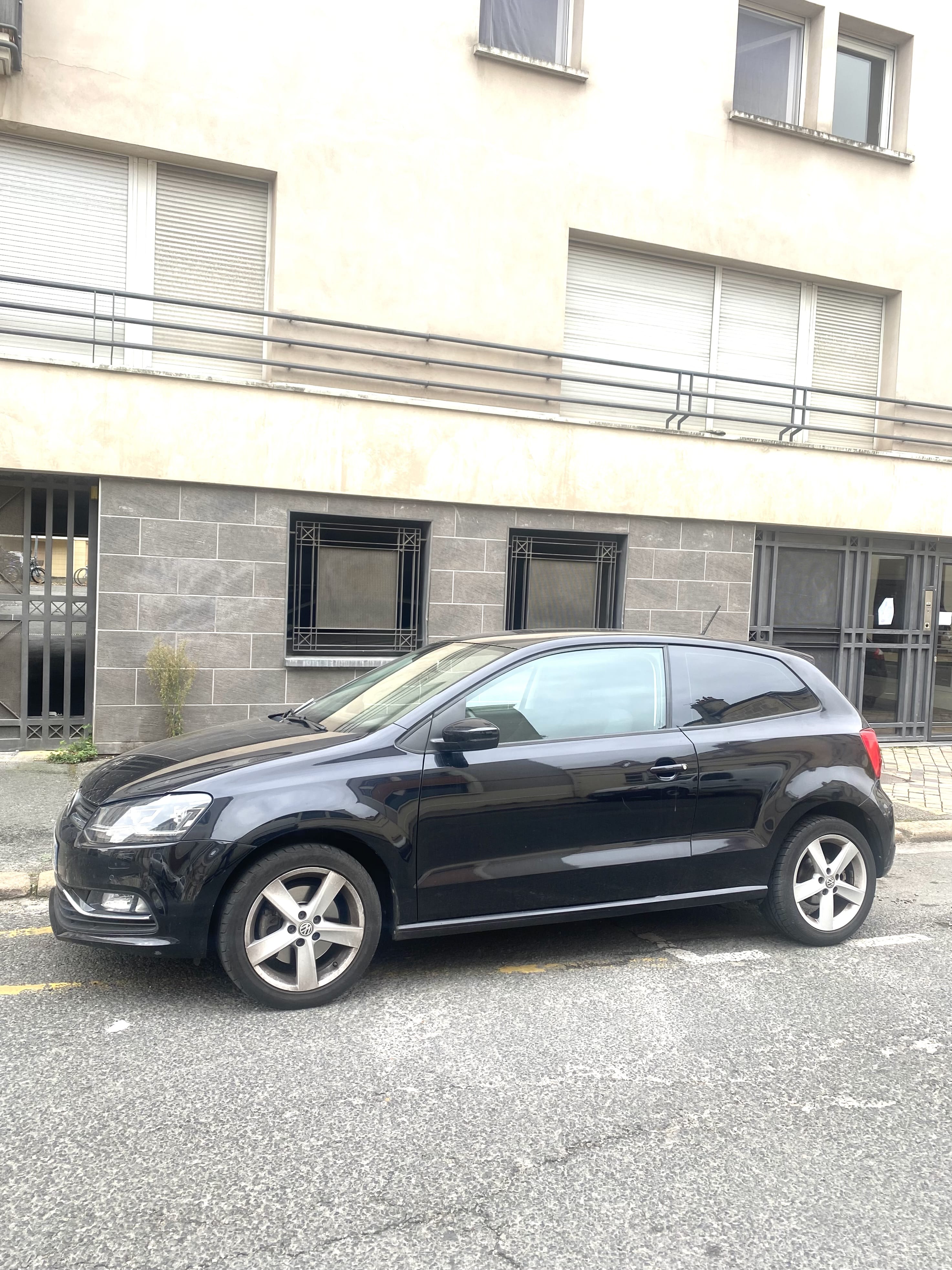 Volkswagen Polo V 1.2TSI 110cv avec Climatisation
