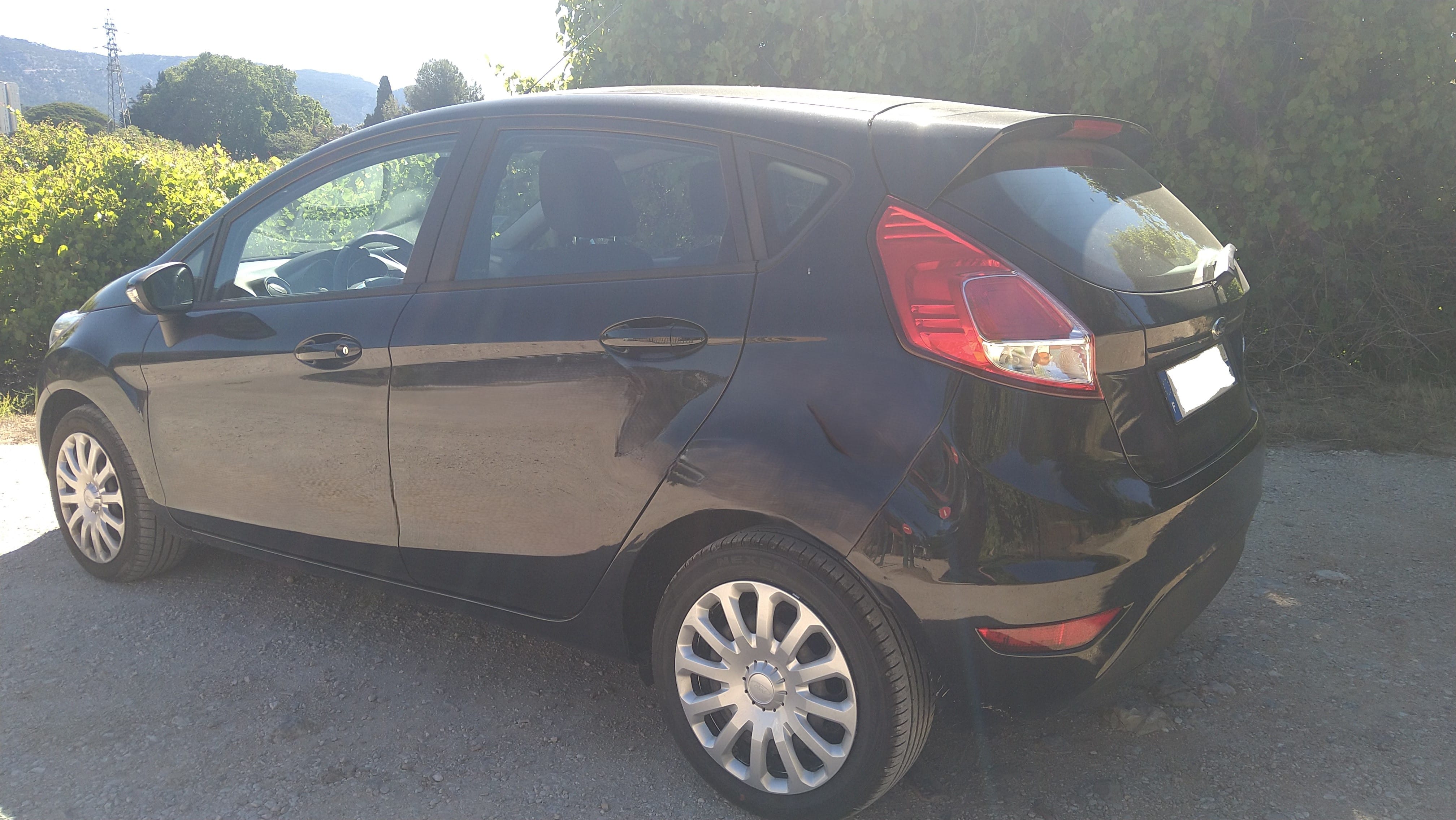 Ford Fiesta avec Climatisation