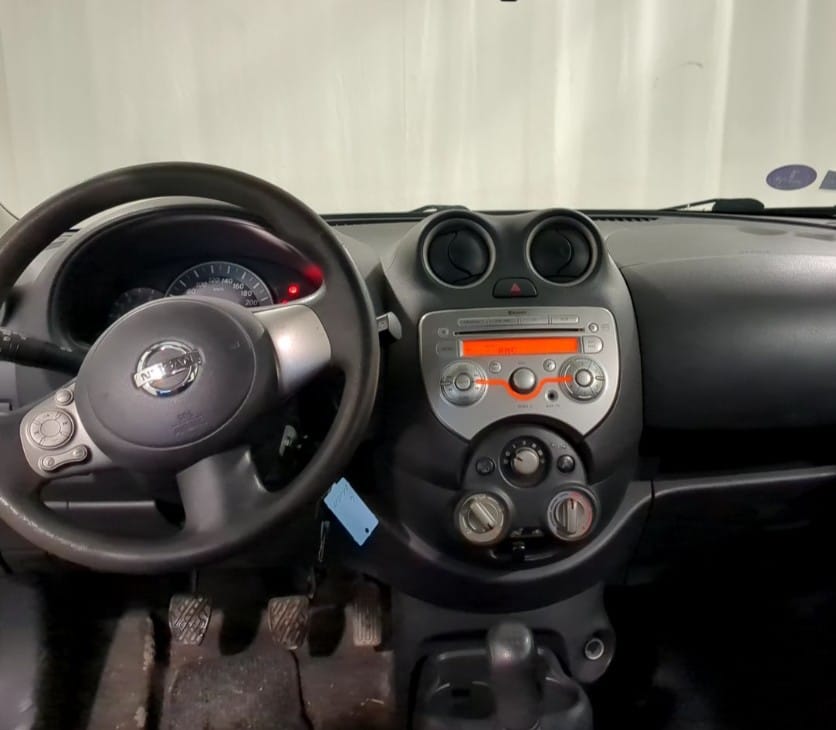 Nissan Micra avec Port USB