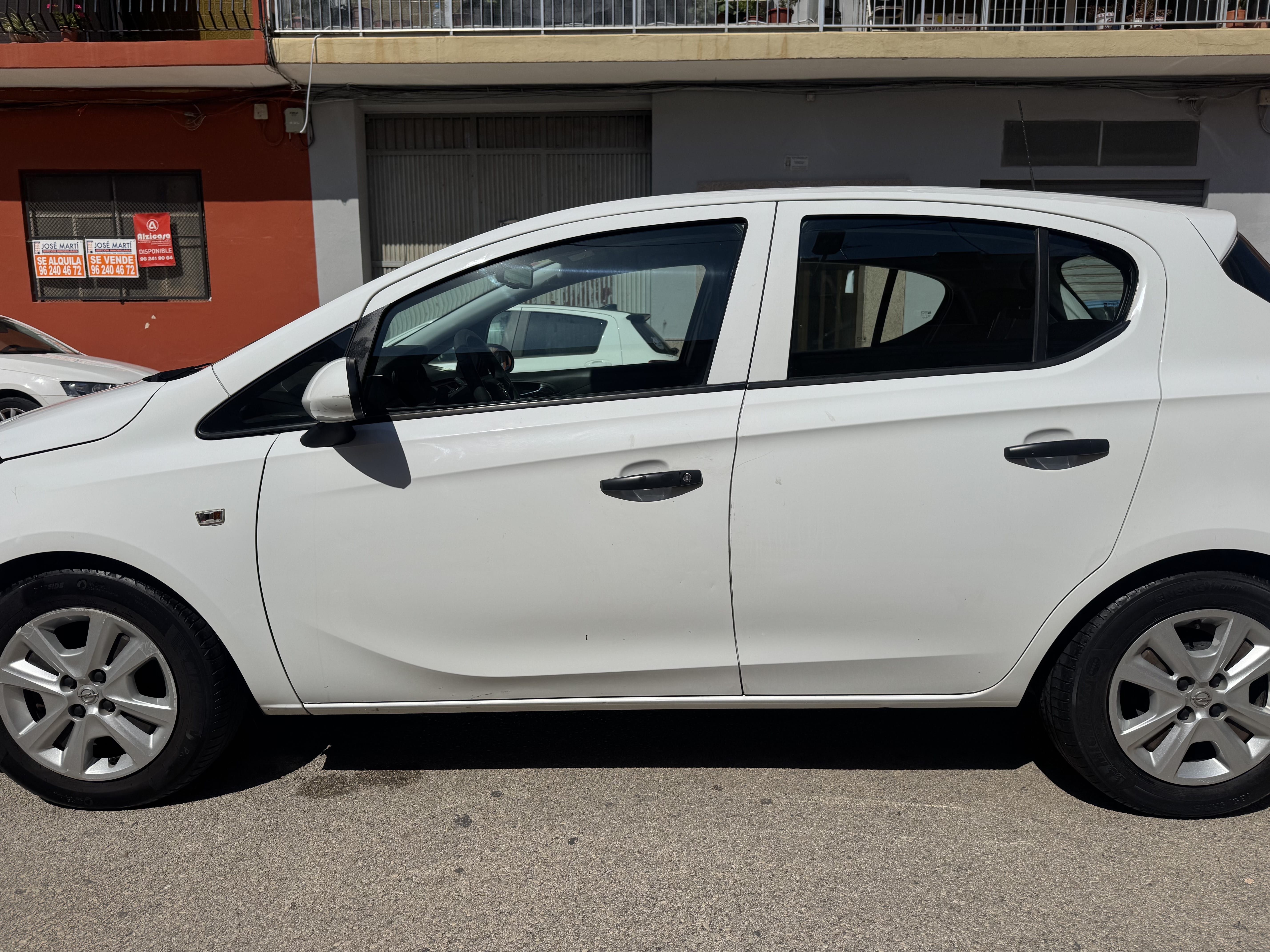 Opel Corsa con Aire acondicionado