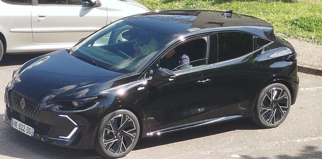 Renault Clio E-tech avec Climatisation
