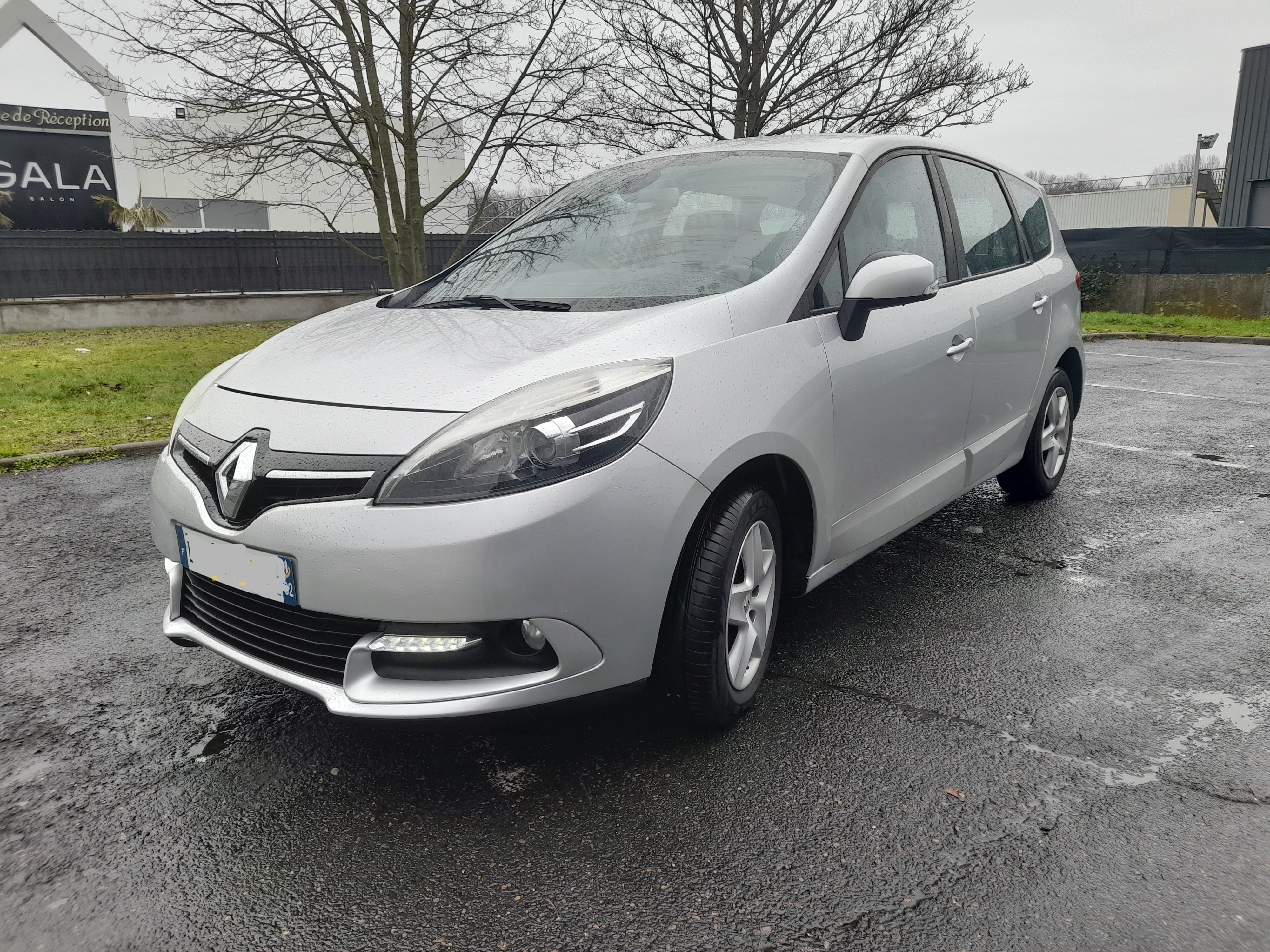 Renault Grand Scenic III PHASE 3 7 Places BUSINESS 1.5L DCI 11O CH BOITE AUTO EDC, 2014, Diesel, automatique, 7 places