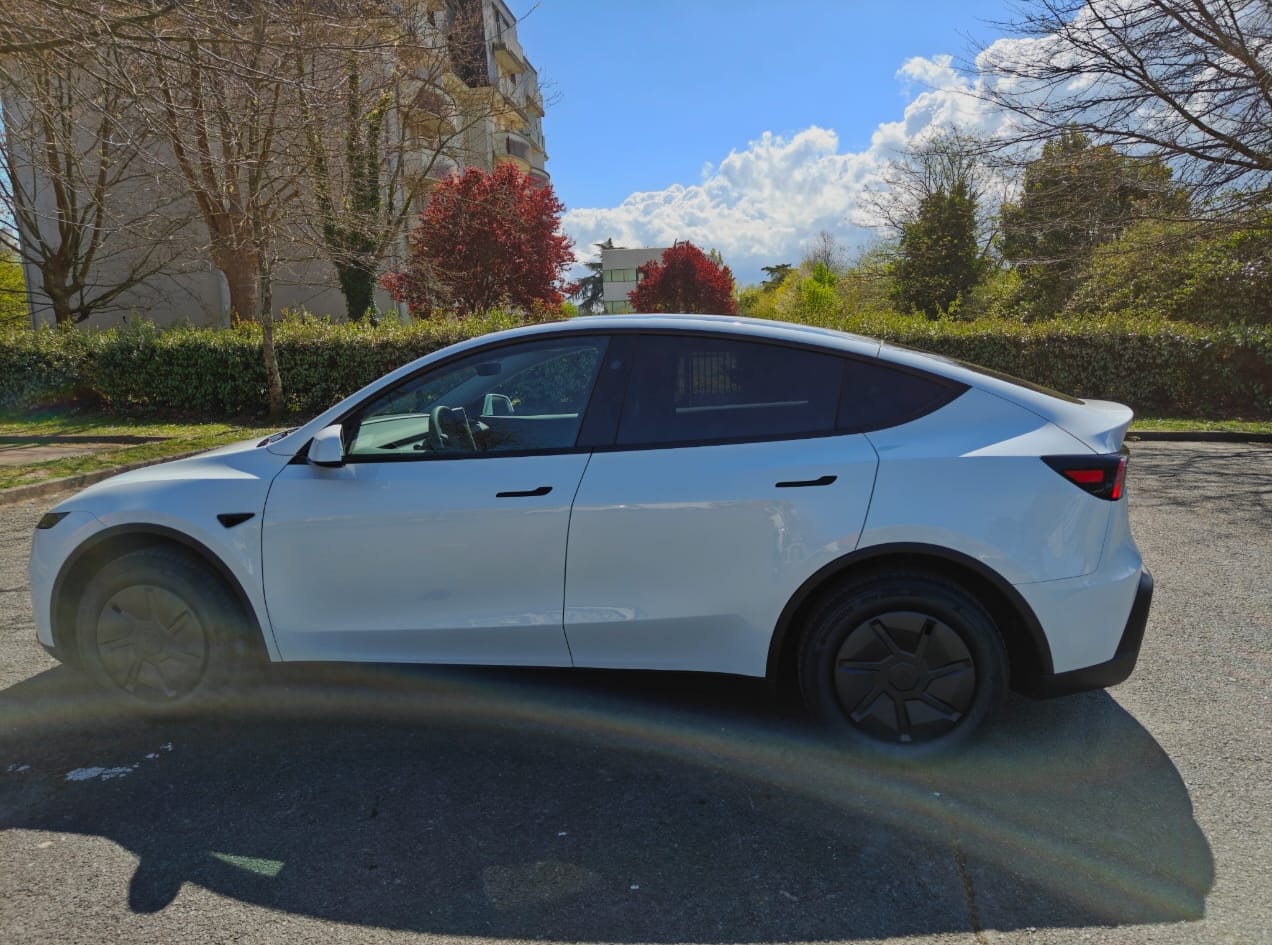 Tesla Model Y avec Climatisation