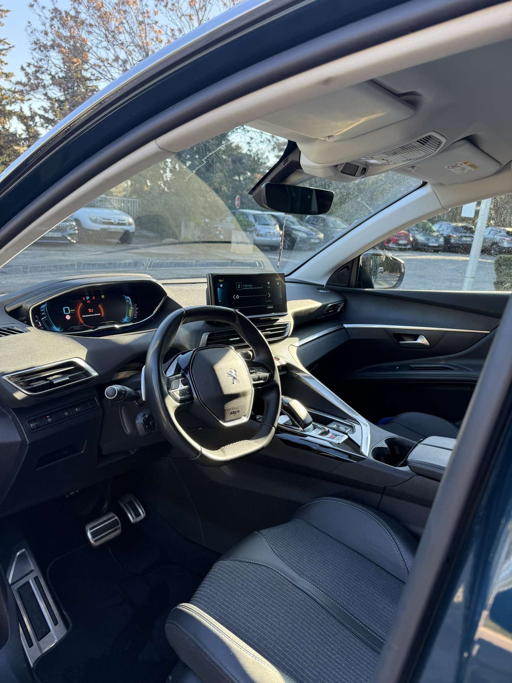 Peugeot 3008 avec GPS