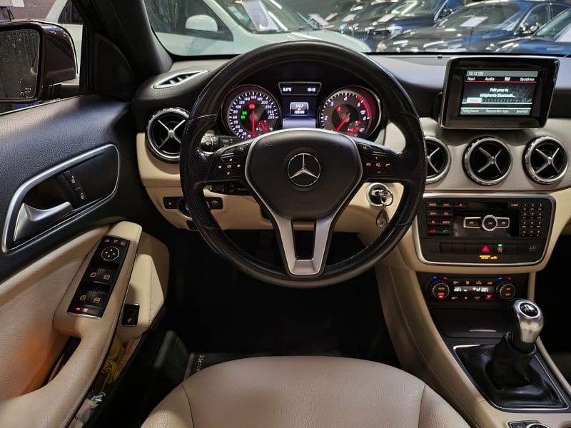 Mercedes Classe GLA avec GPS