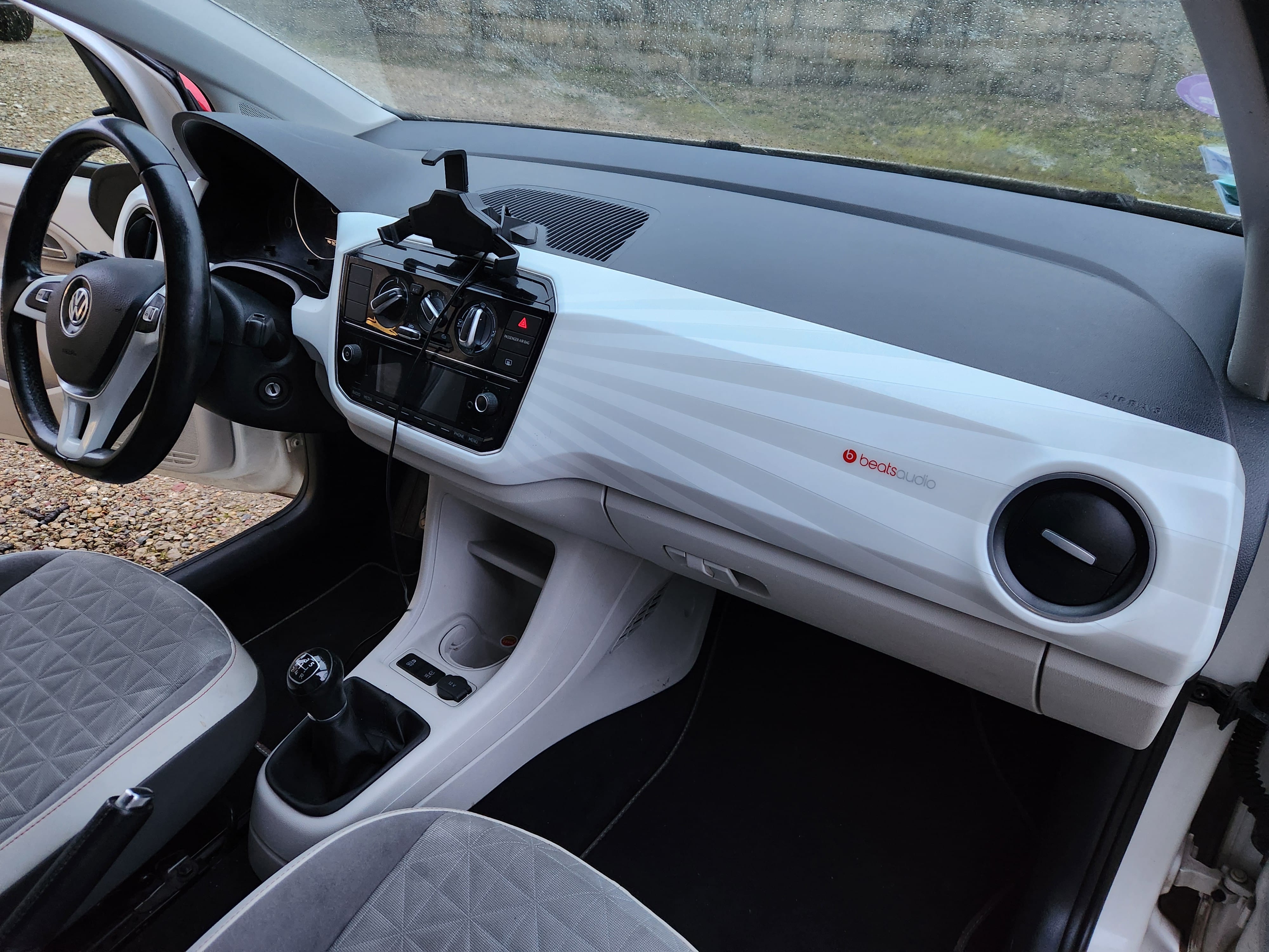 Volkswagen Up! avec Audio Bluetooth