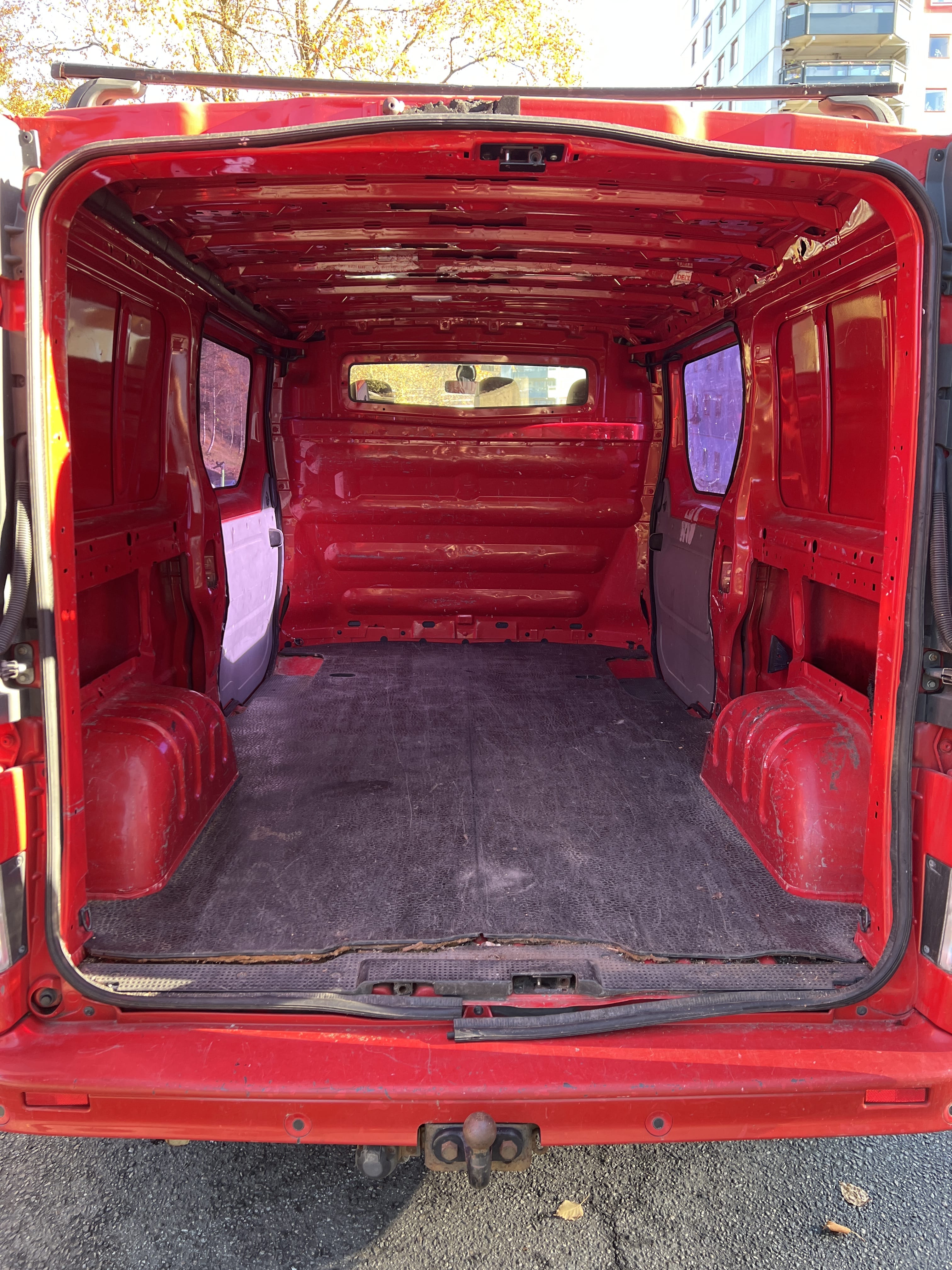 Opel Vivaro med Tilhengerfeste