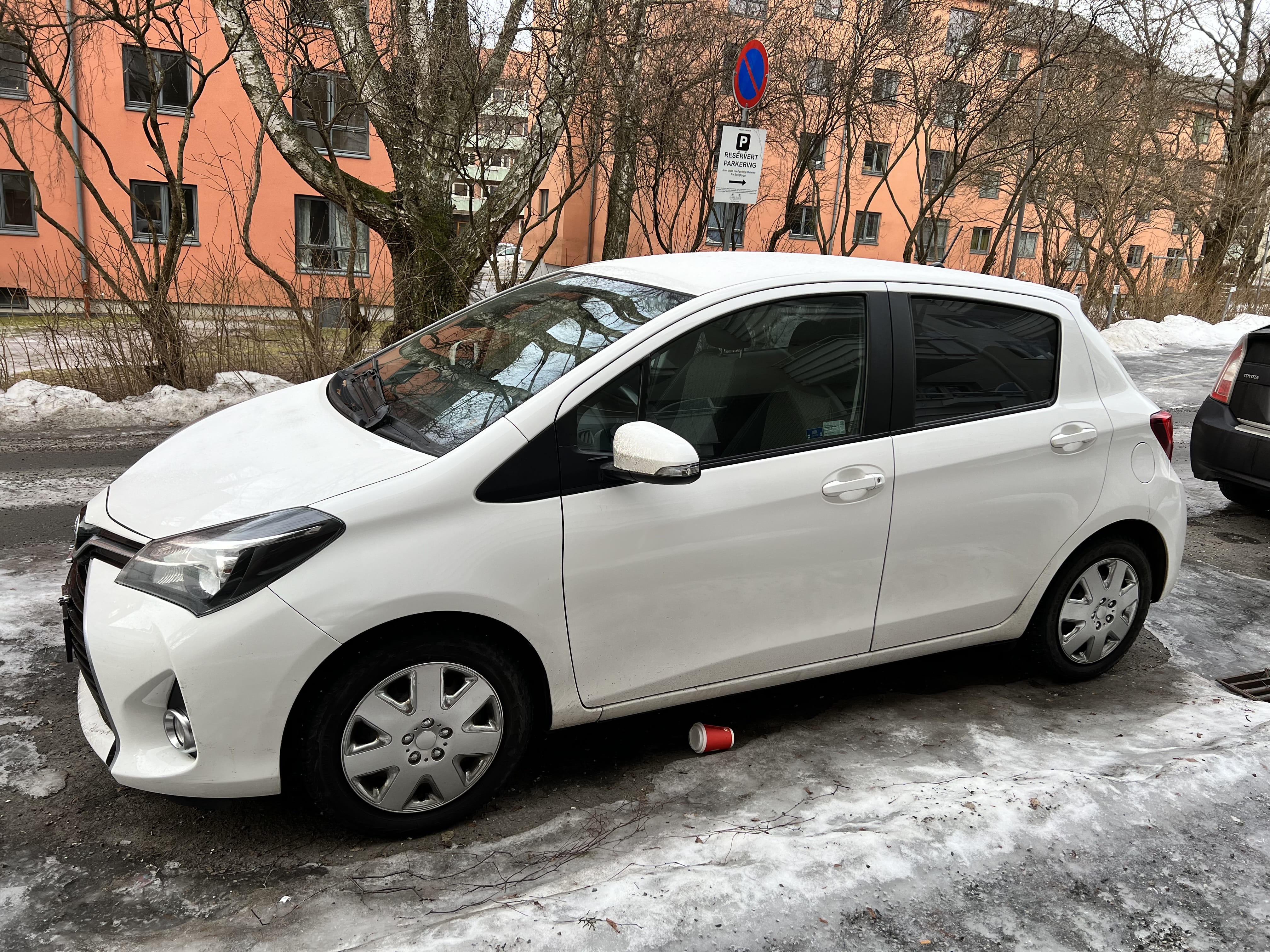 Toyota Yaris Hybrid med Aircondition