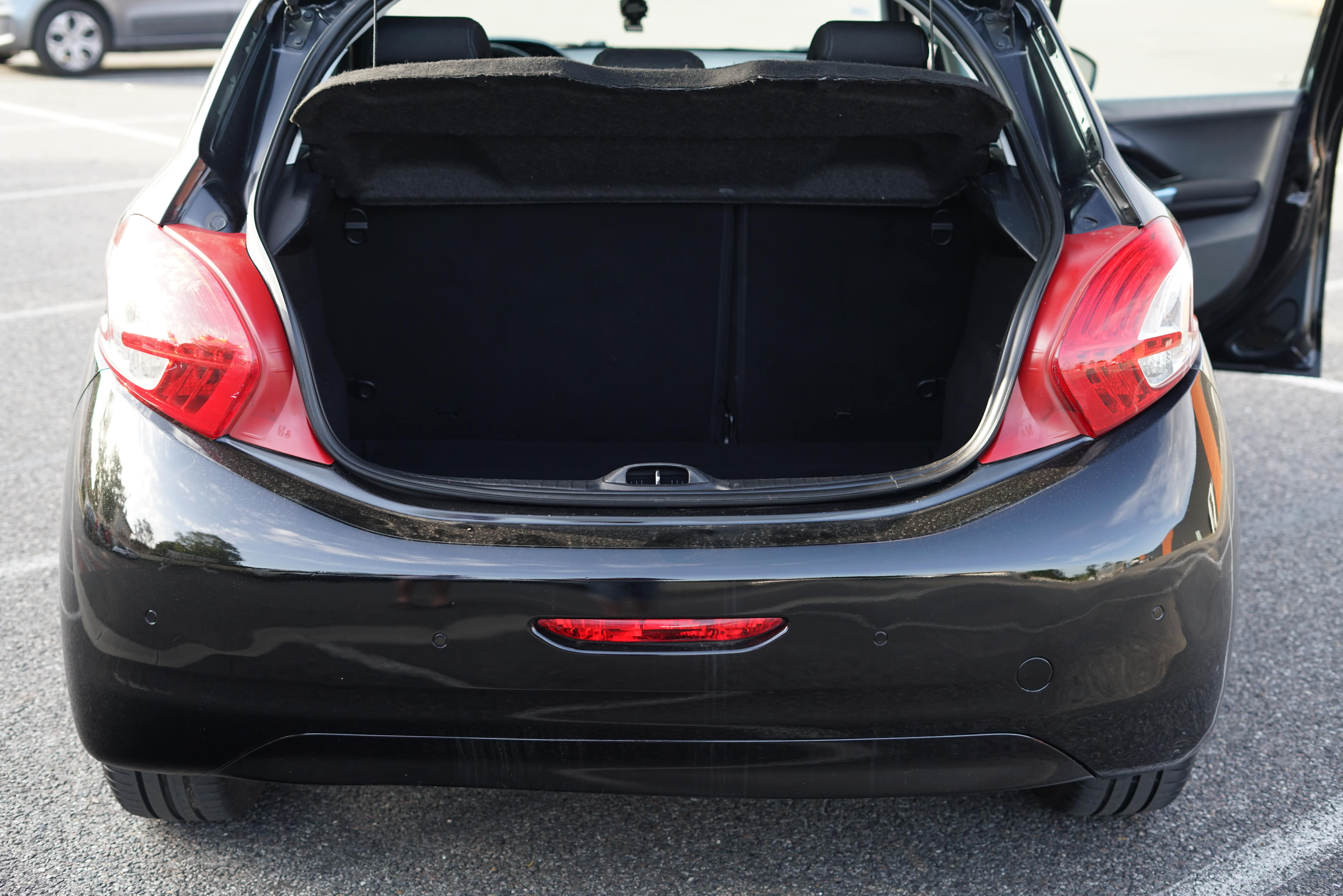 Peugeot 208 avec Port USB